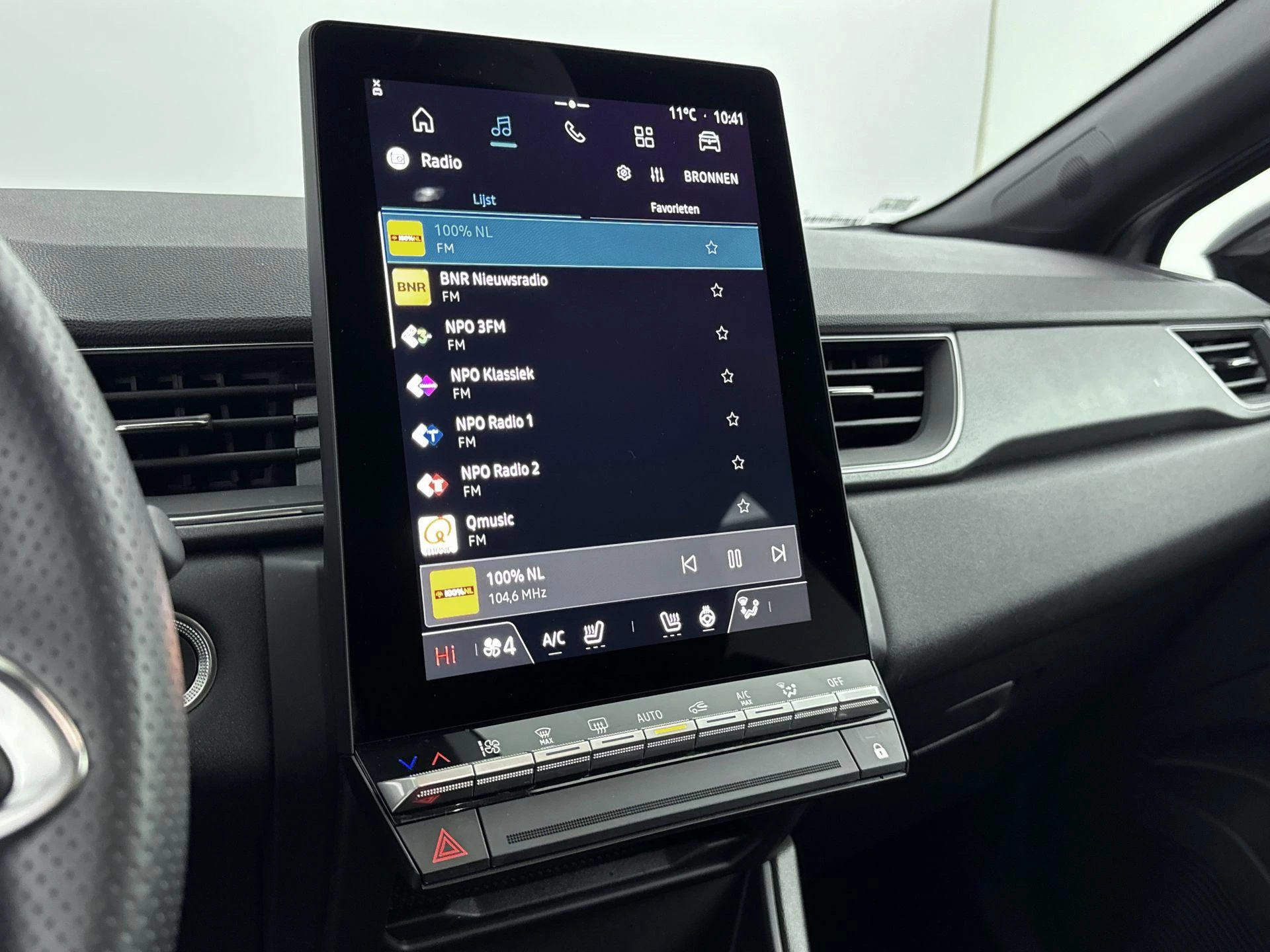 Renault-Captur-image-5