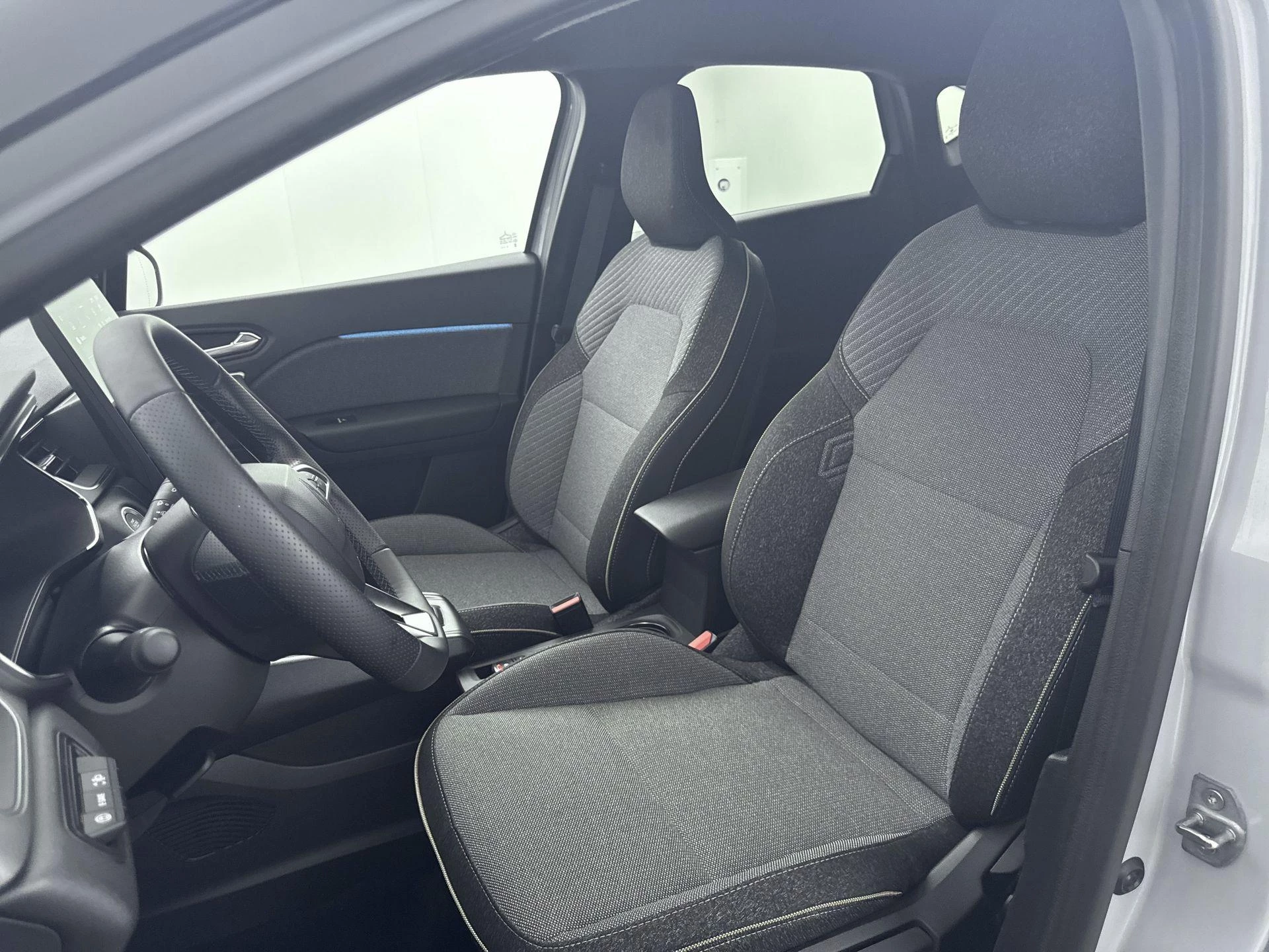 Renault-Captur-image-23