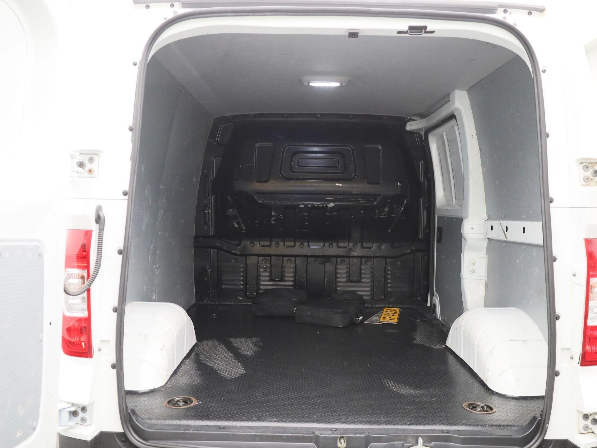Maxus eDeliver3 SWB 50 kWh