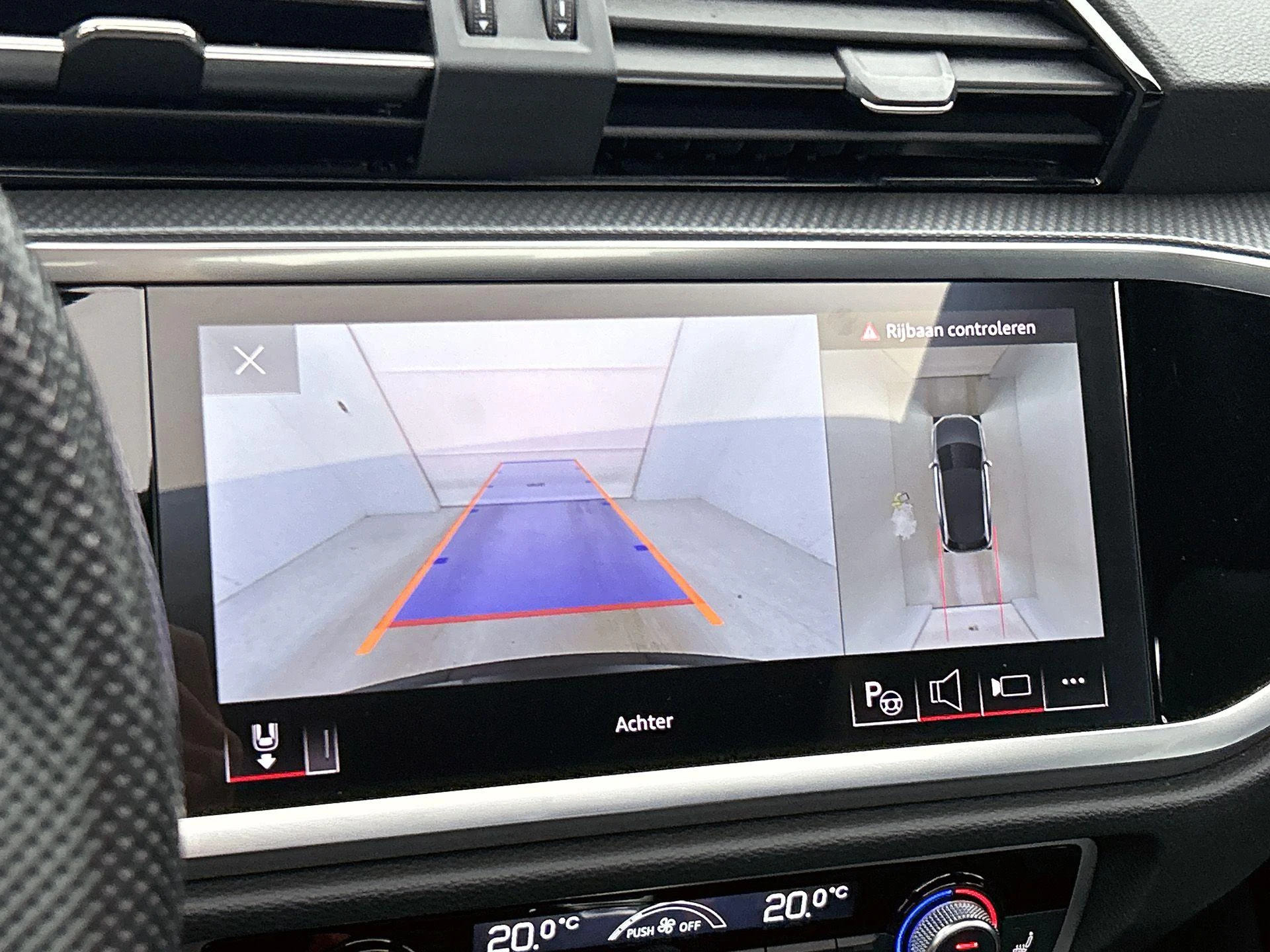 Audi-Q3-image-13