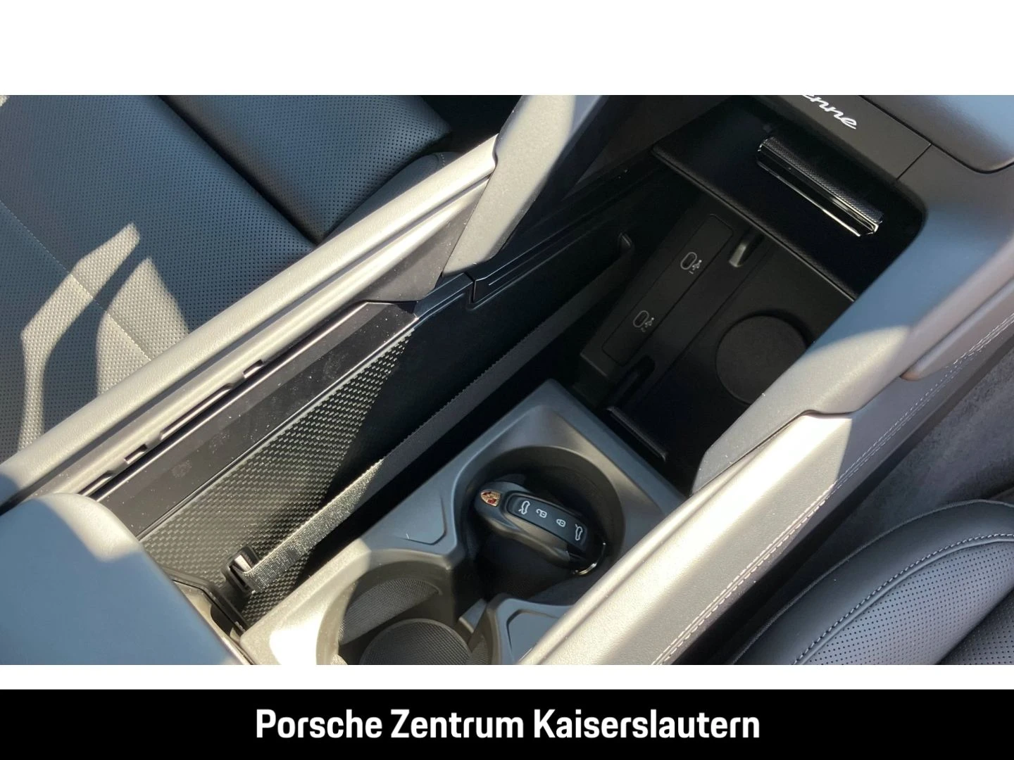 Porsche-Cayenne-image-33