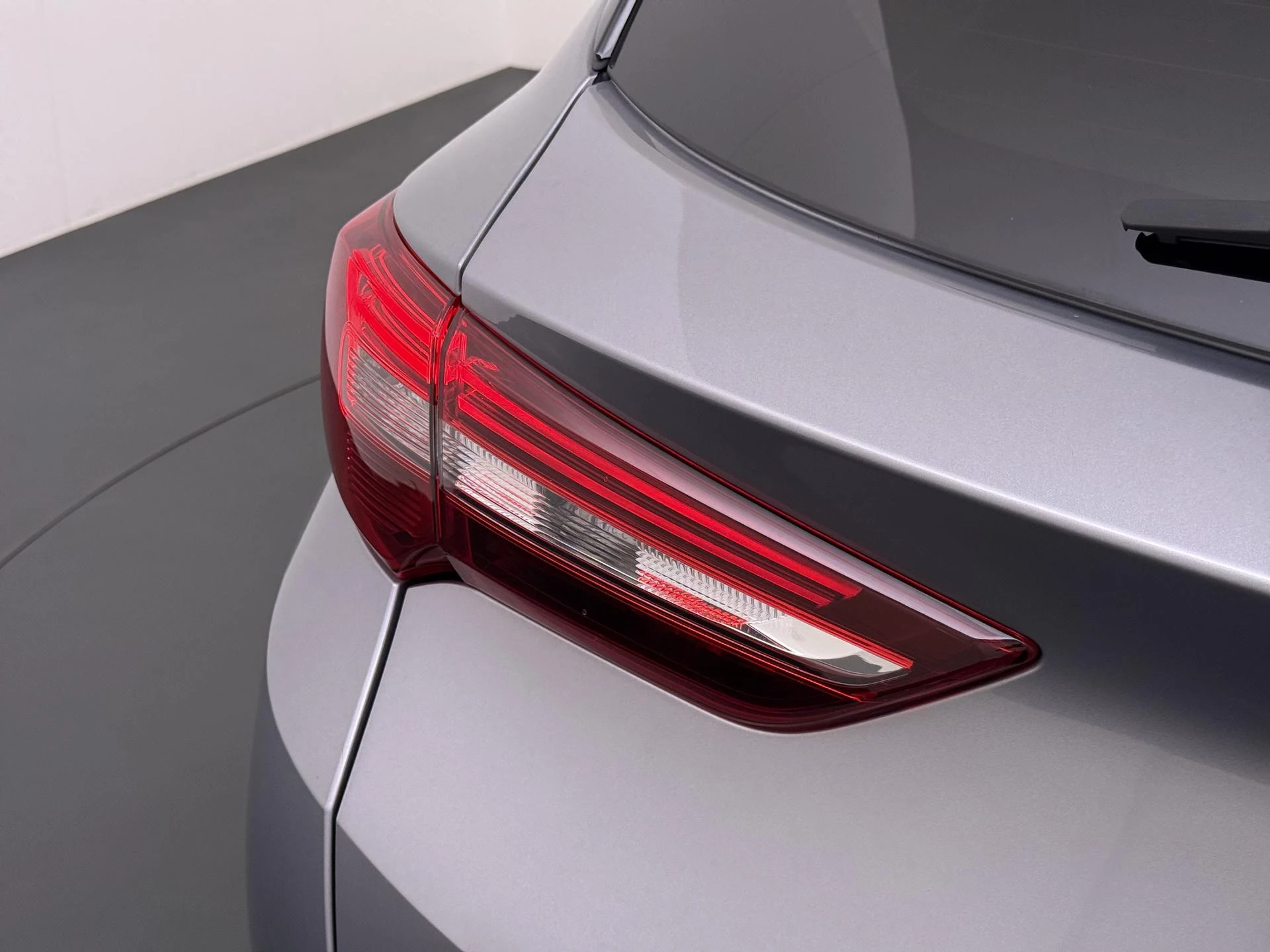 Opel-Grandland X-image-2