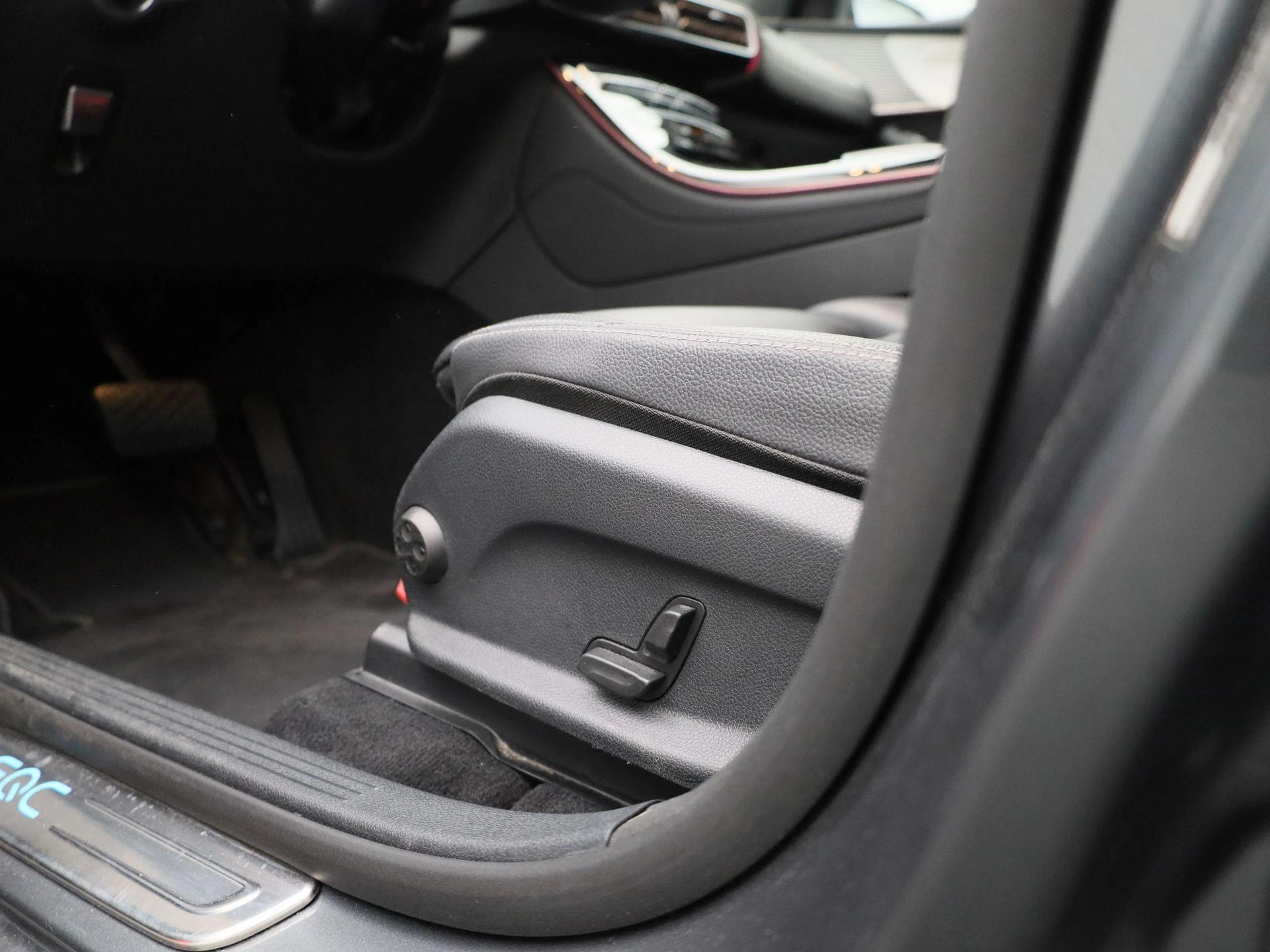 Mercedes-Benz EQC 400 4MATIC Business Solution AMG