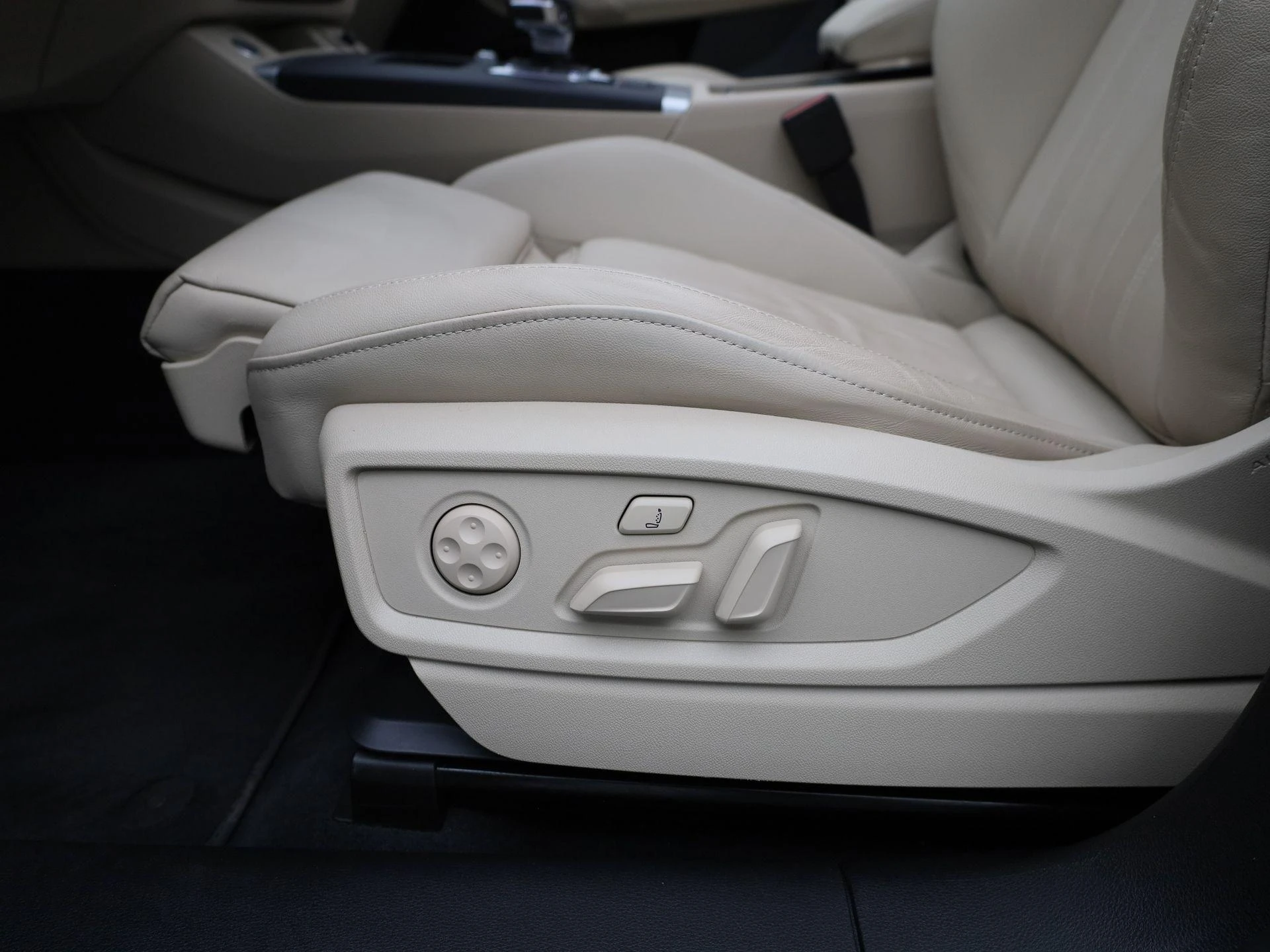 Audi-Q5-image-34