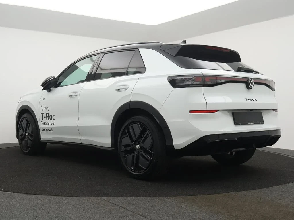 Volkswagen-T-Roc-image-7