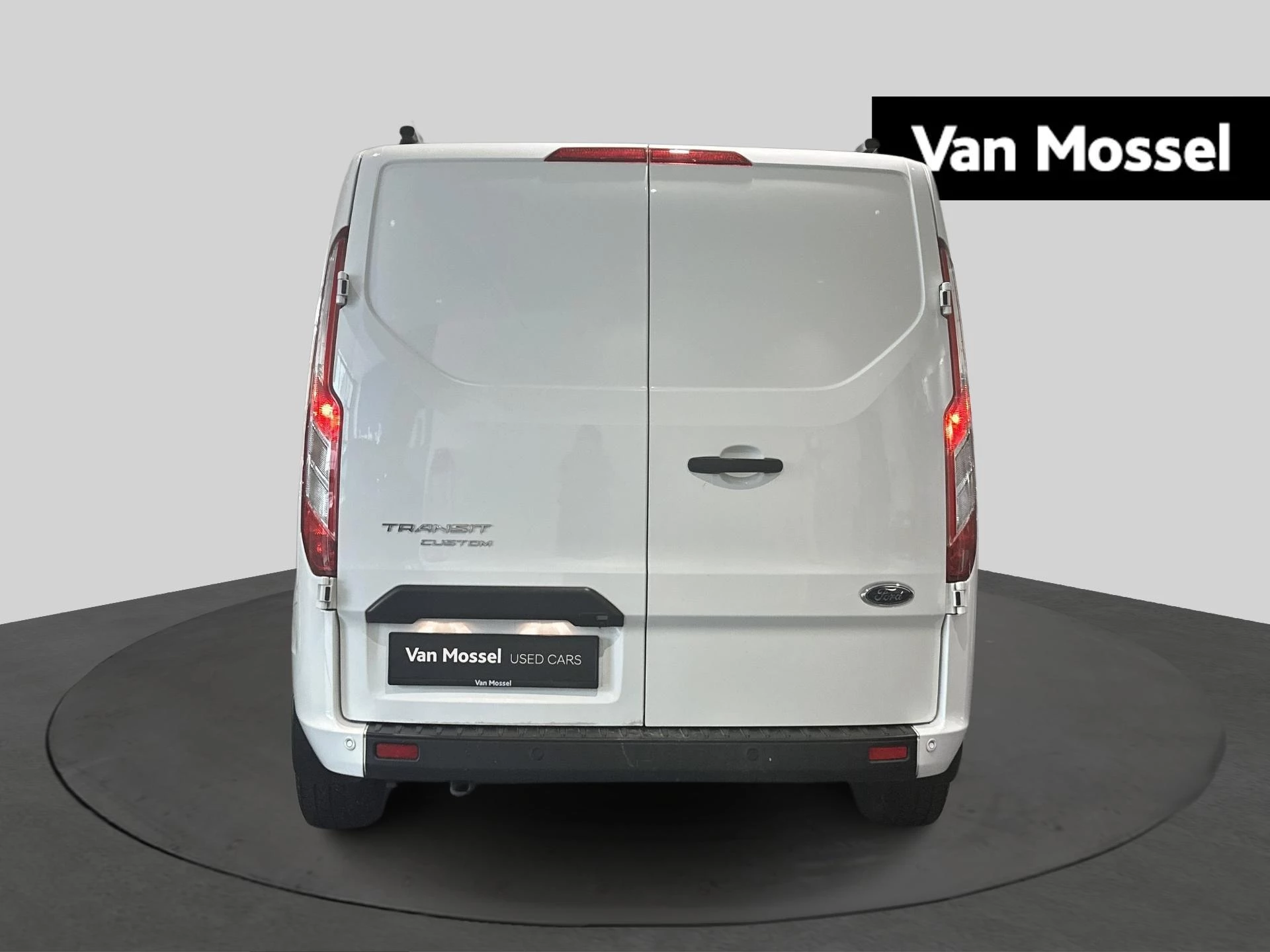Ford-Transit Custom-image-2