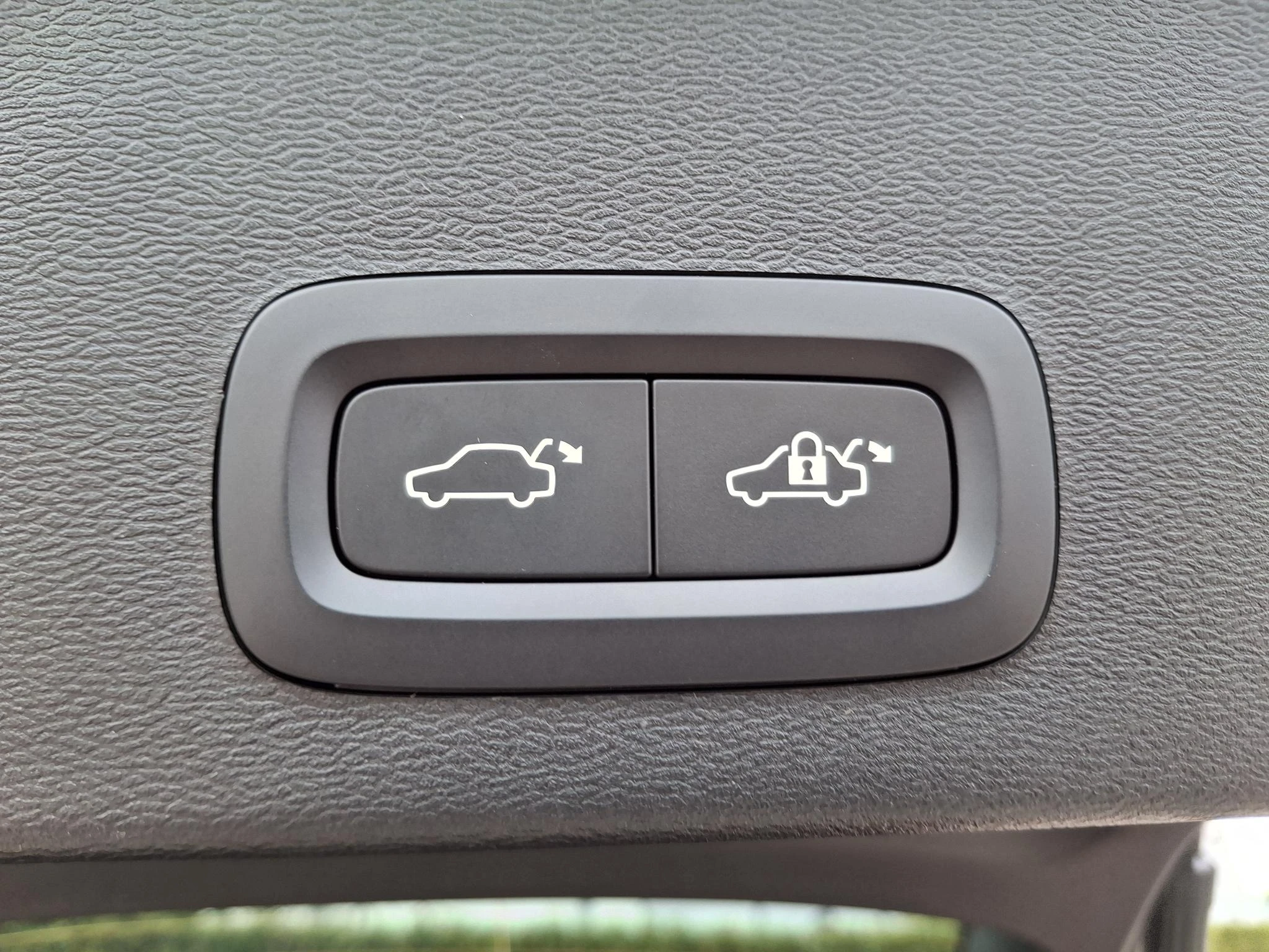 Volvo-XC40-image-9