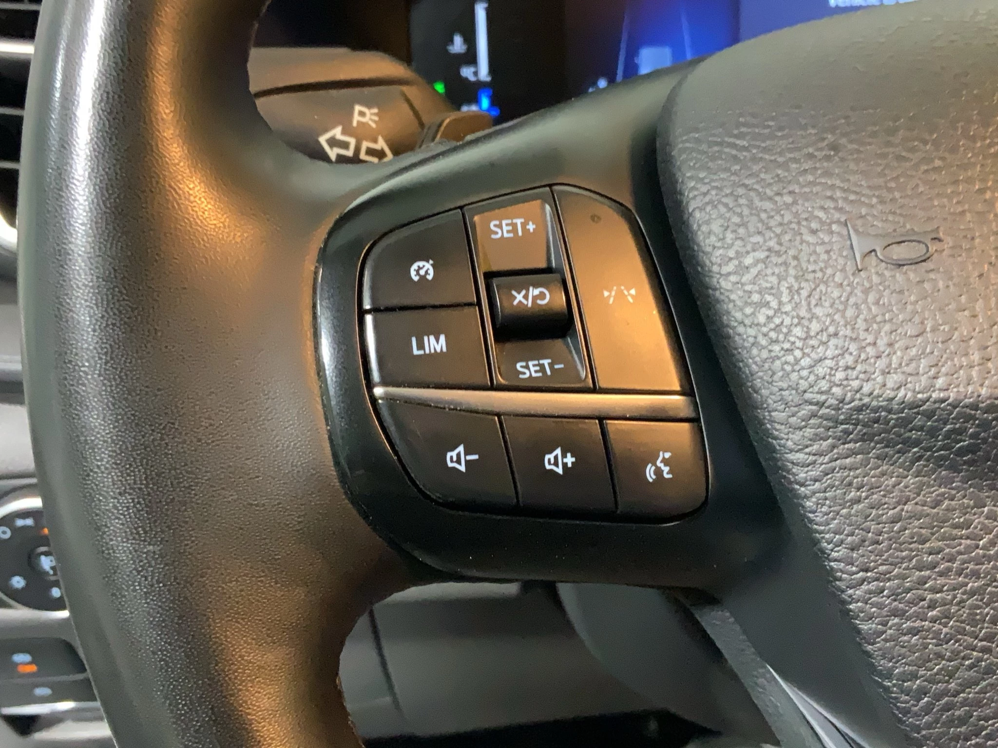 Ford-Transit-image-18