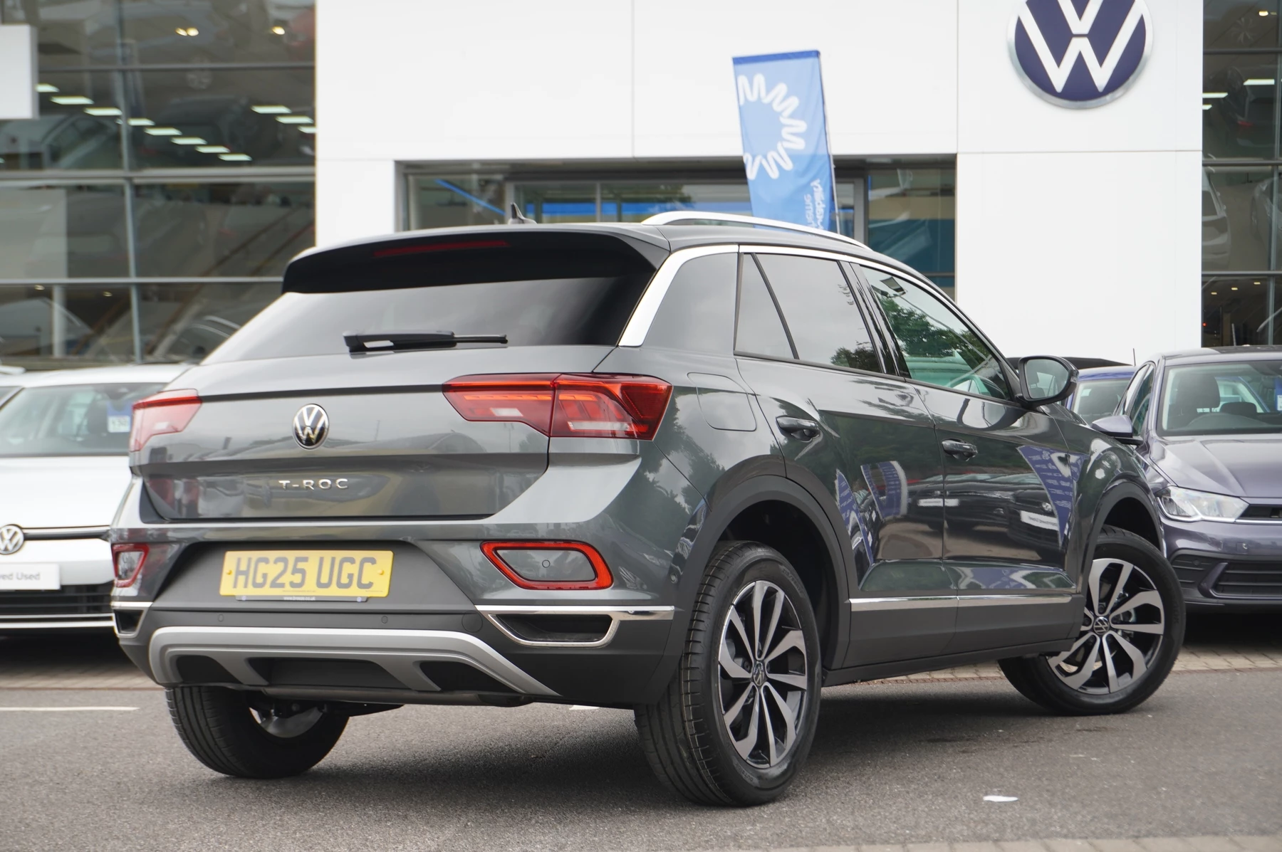 Volkswagen-T-Roc-image-14