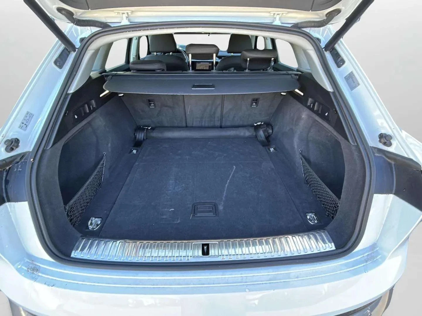 Audi-e-tron-image-18