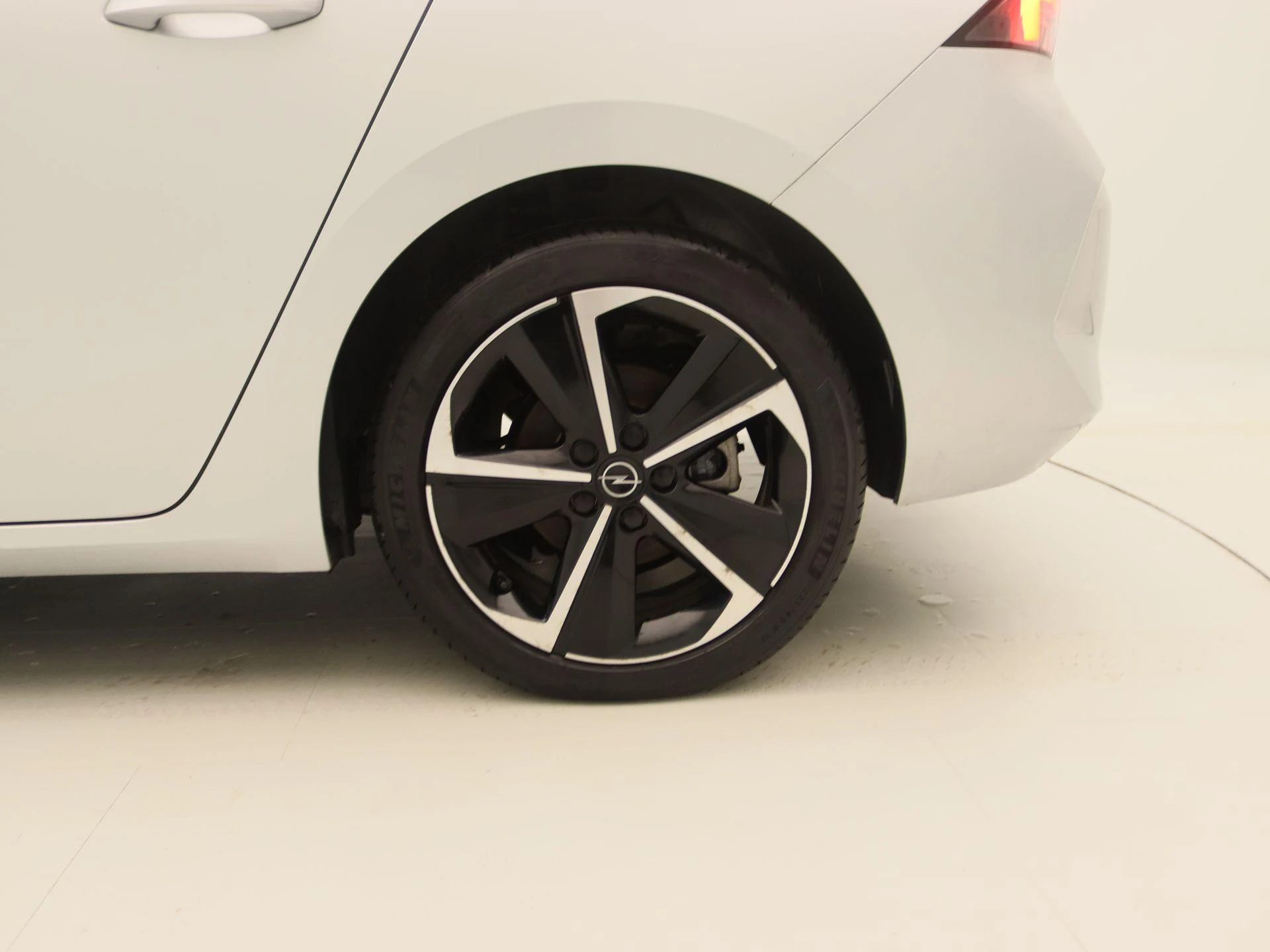 Opel-Astra-image-15