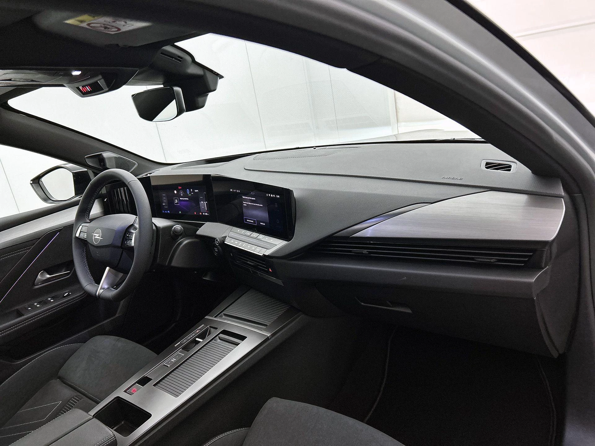 Opel-Astra-image-18