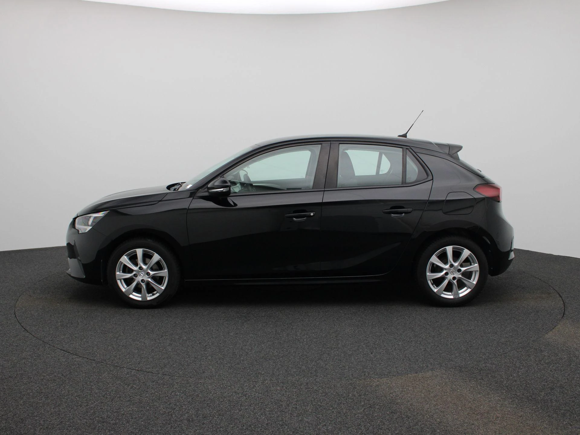Opel-Corsa-image-3
