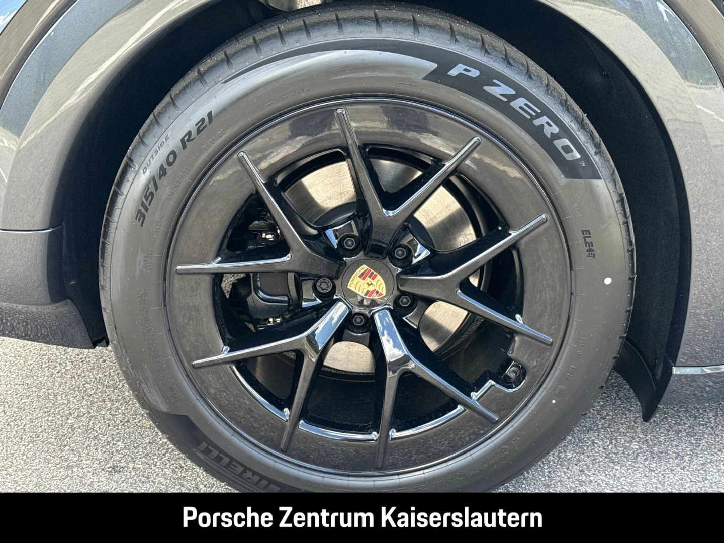 Porsche Cayenne Electric HA-Lenkung Head-Up LED-Matrix -