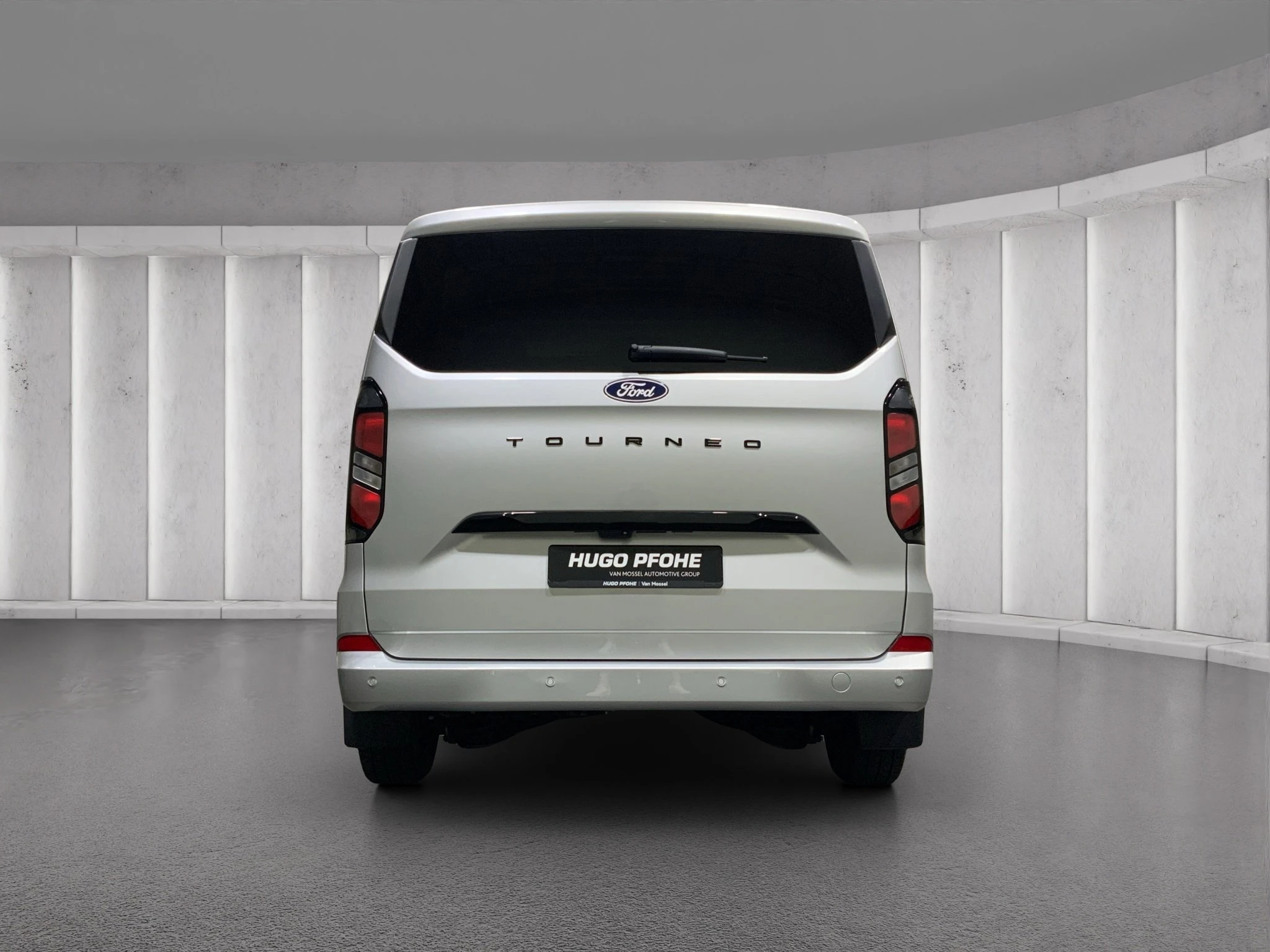 Ford-Tourneo Custom-image-3