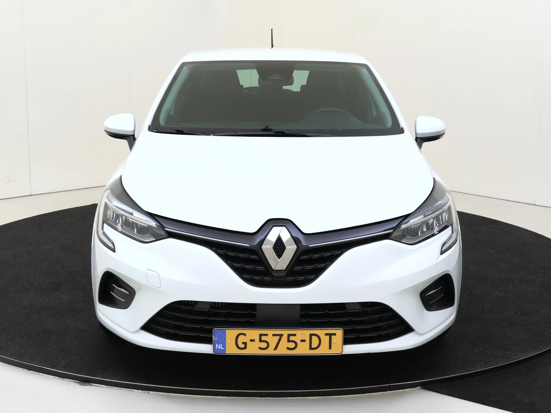 Renault-Clio-image-5