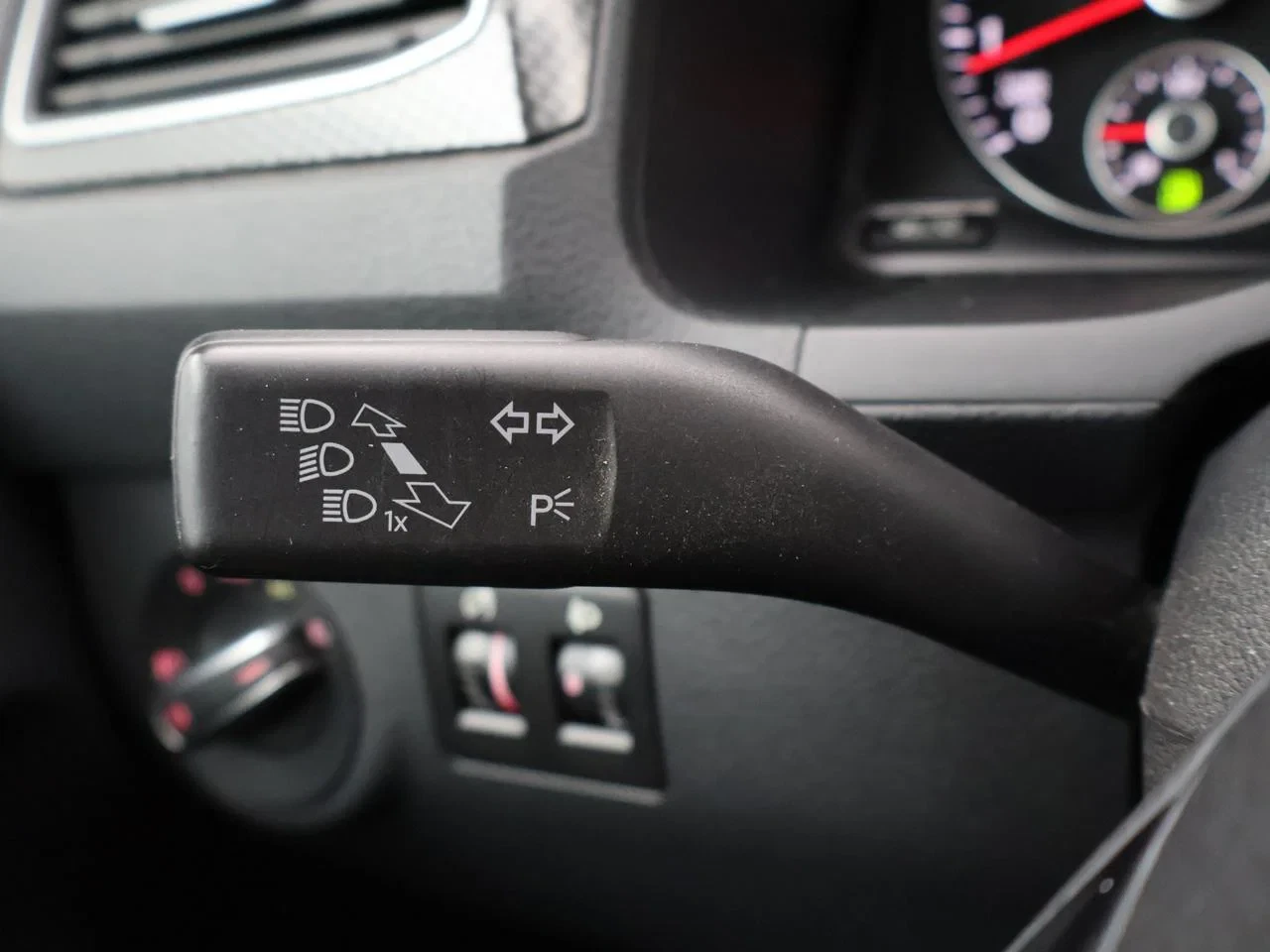 Volkswagen-Caddy-image-23