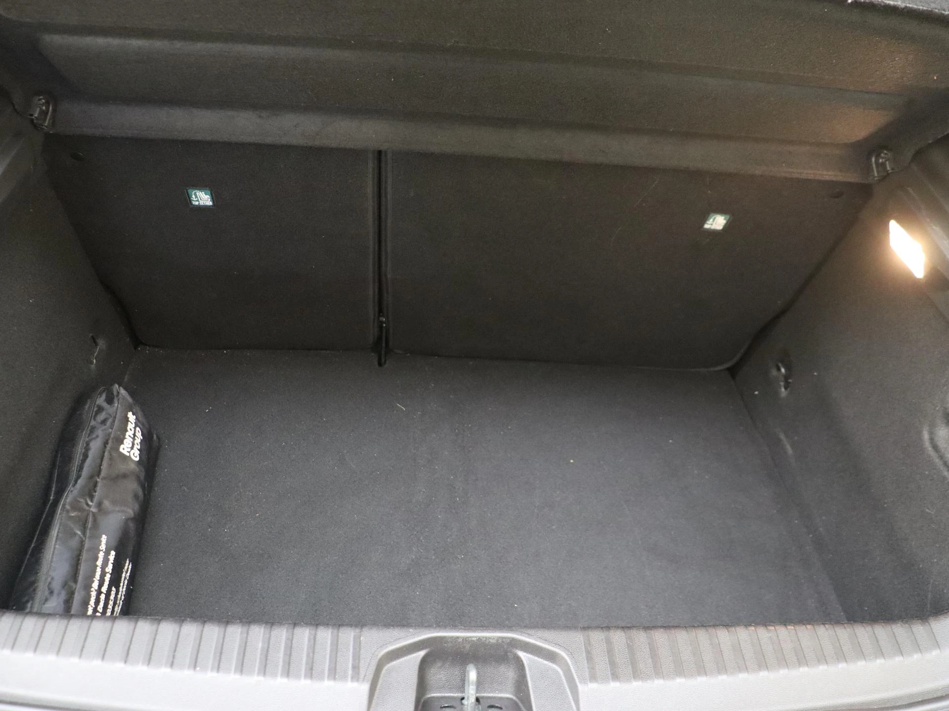 Renault-Clio-image-23