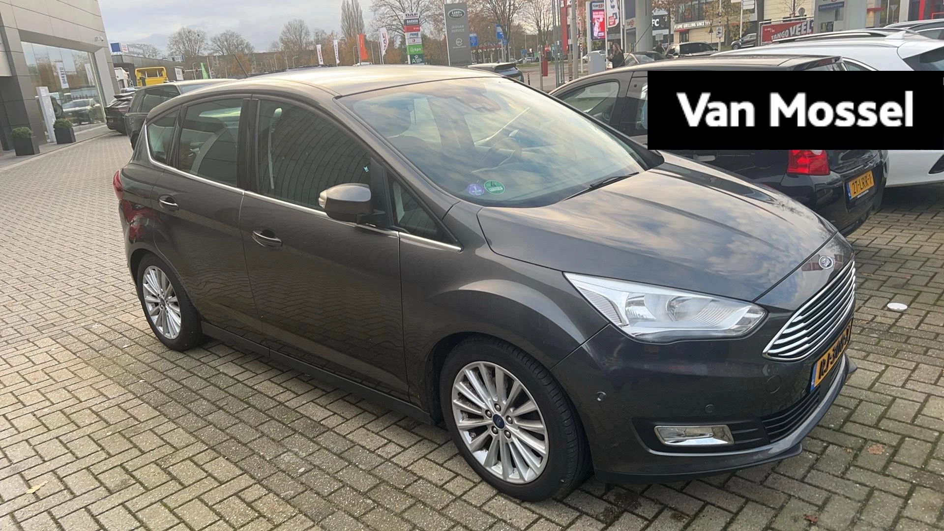 Ford-C-MAX-image-0