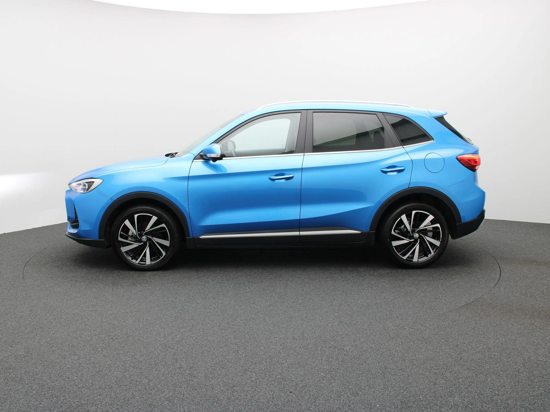MG-ZS-image-3
