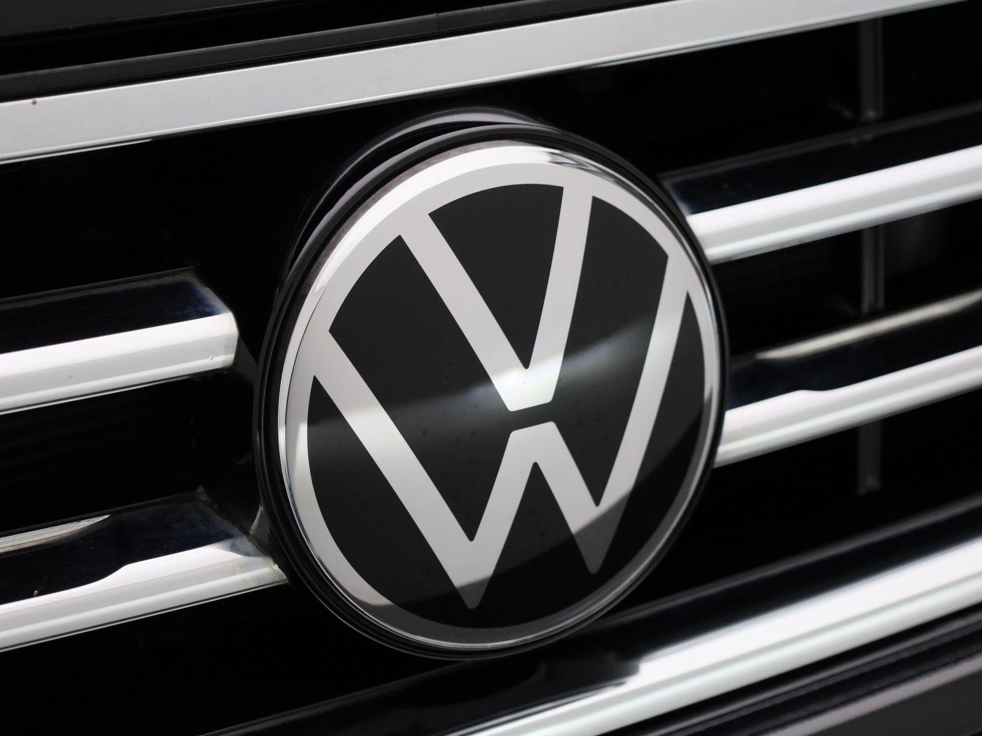 Volkswagen-Tiguan-image-40