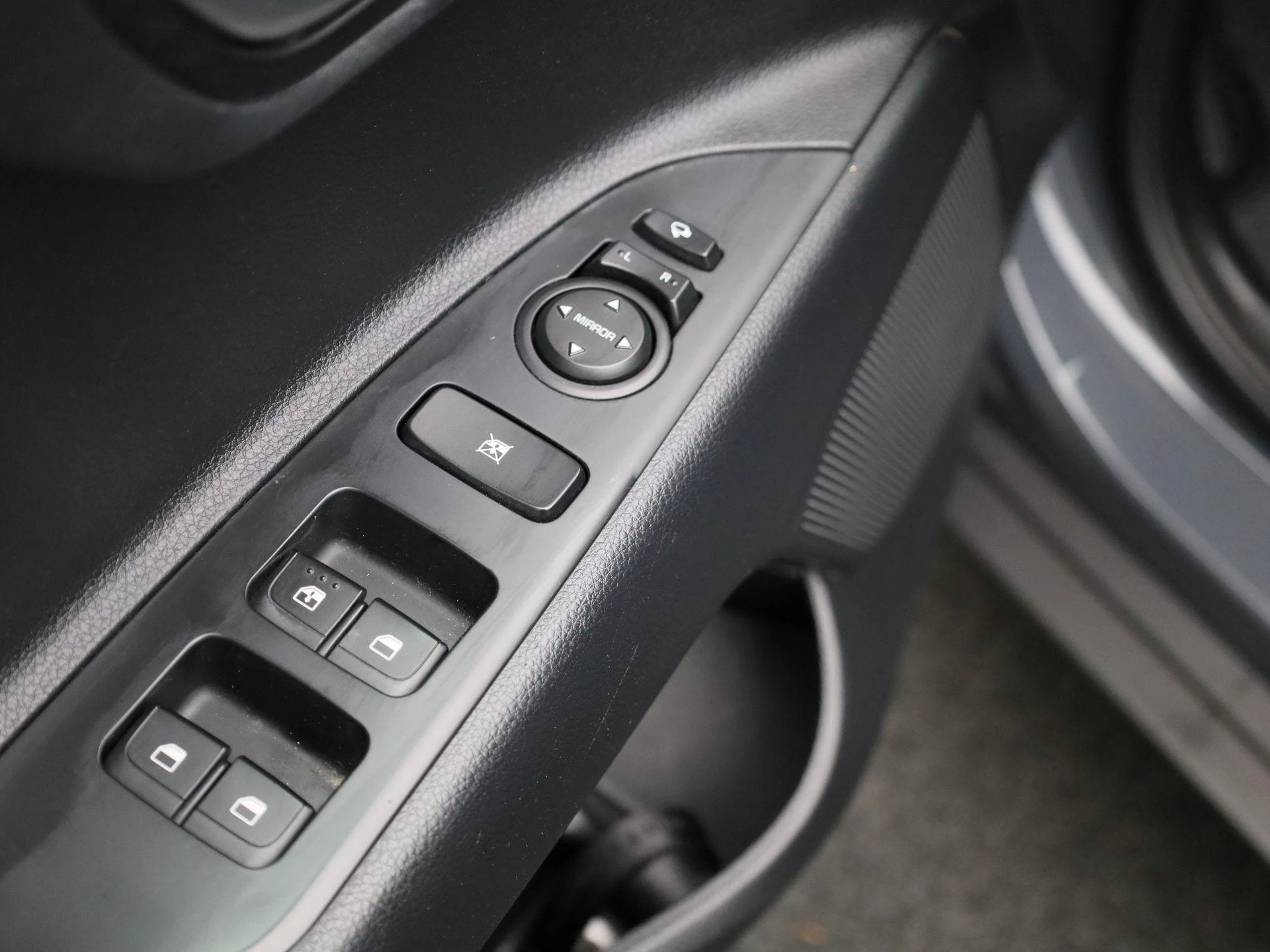 Kia-Stonic-image-28