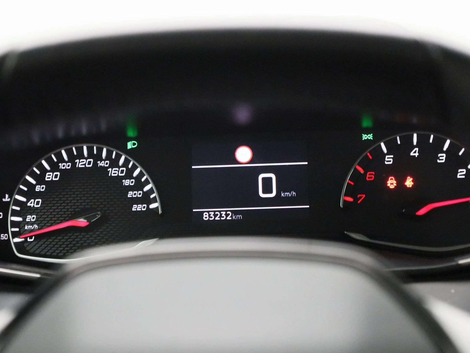 Peugeot-208-image-7