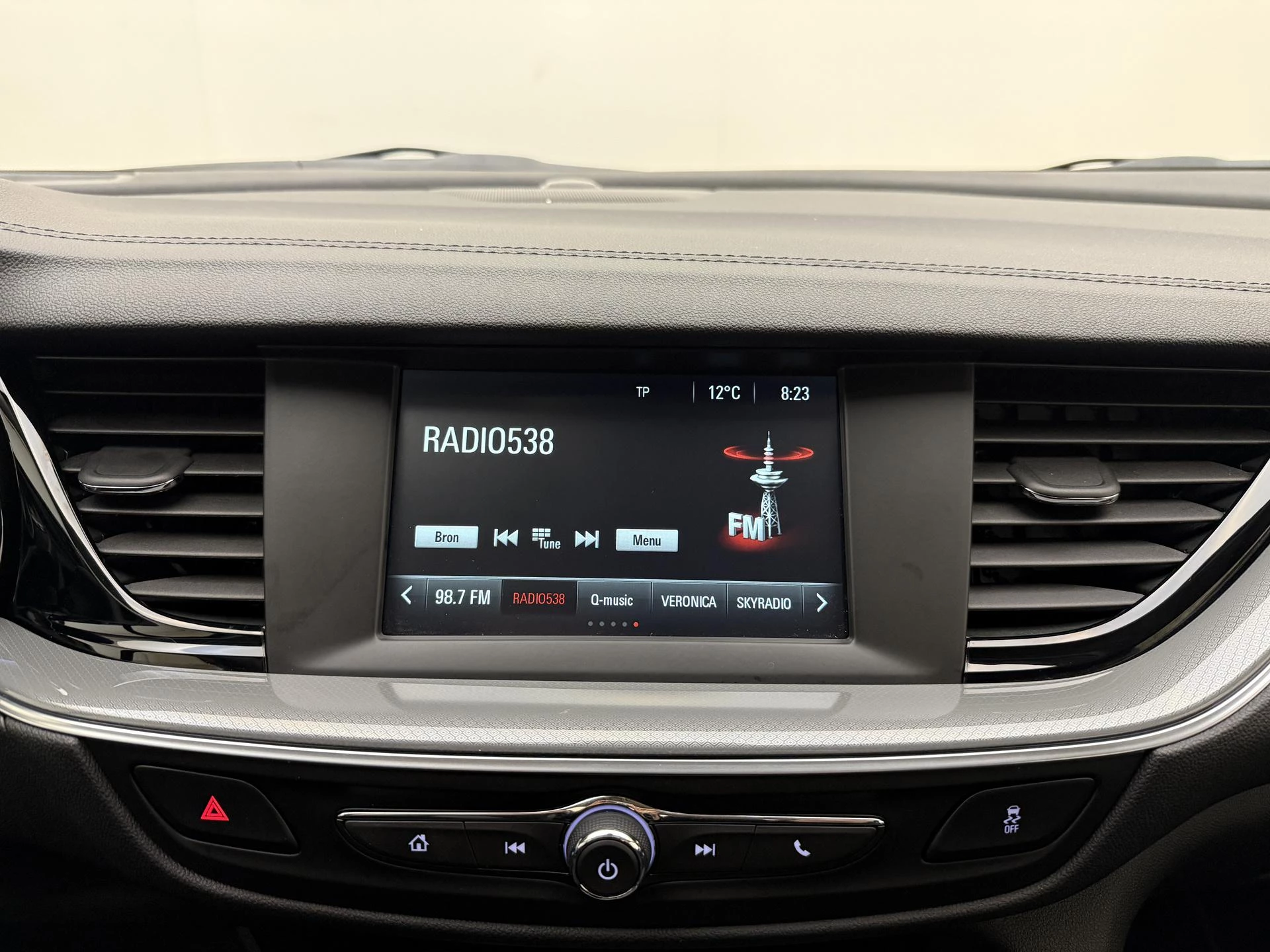 Opel-Insignia-image-15