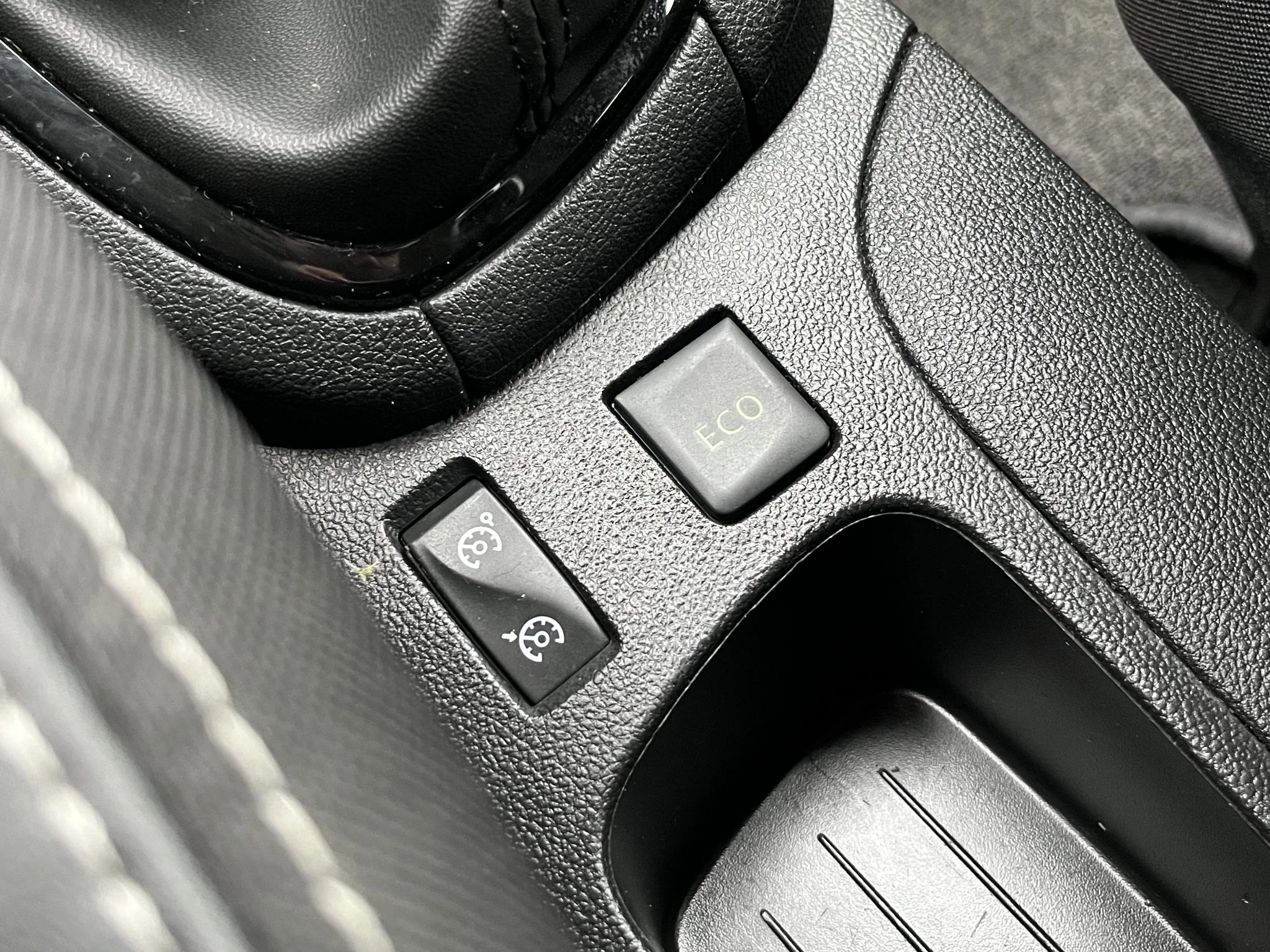 Renault-Clio-image-34