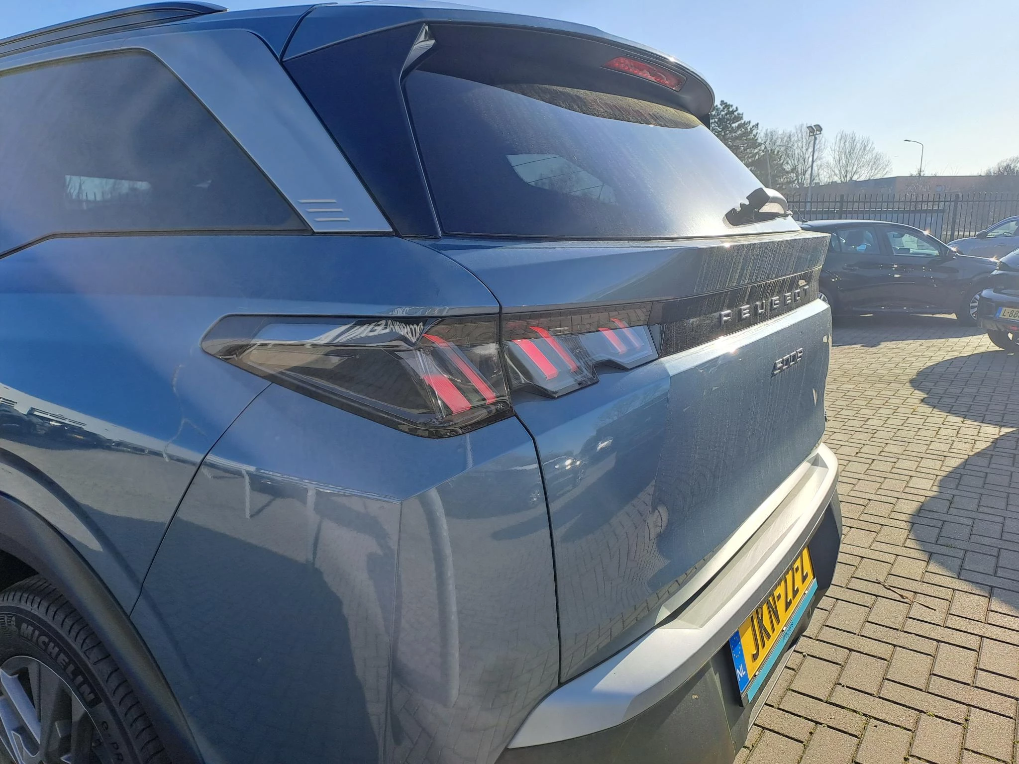 Peugeot-5008-image-5