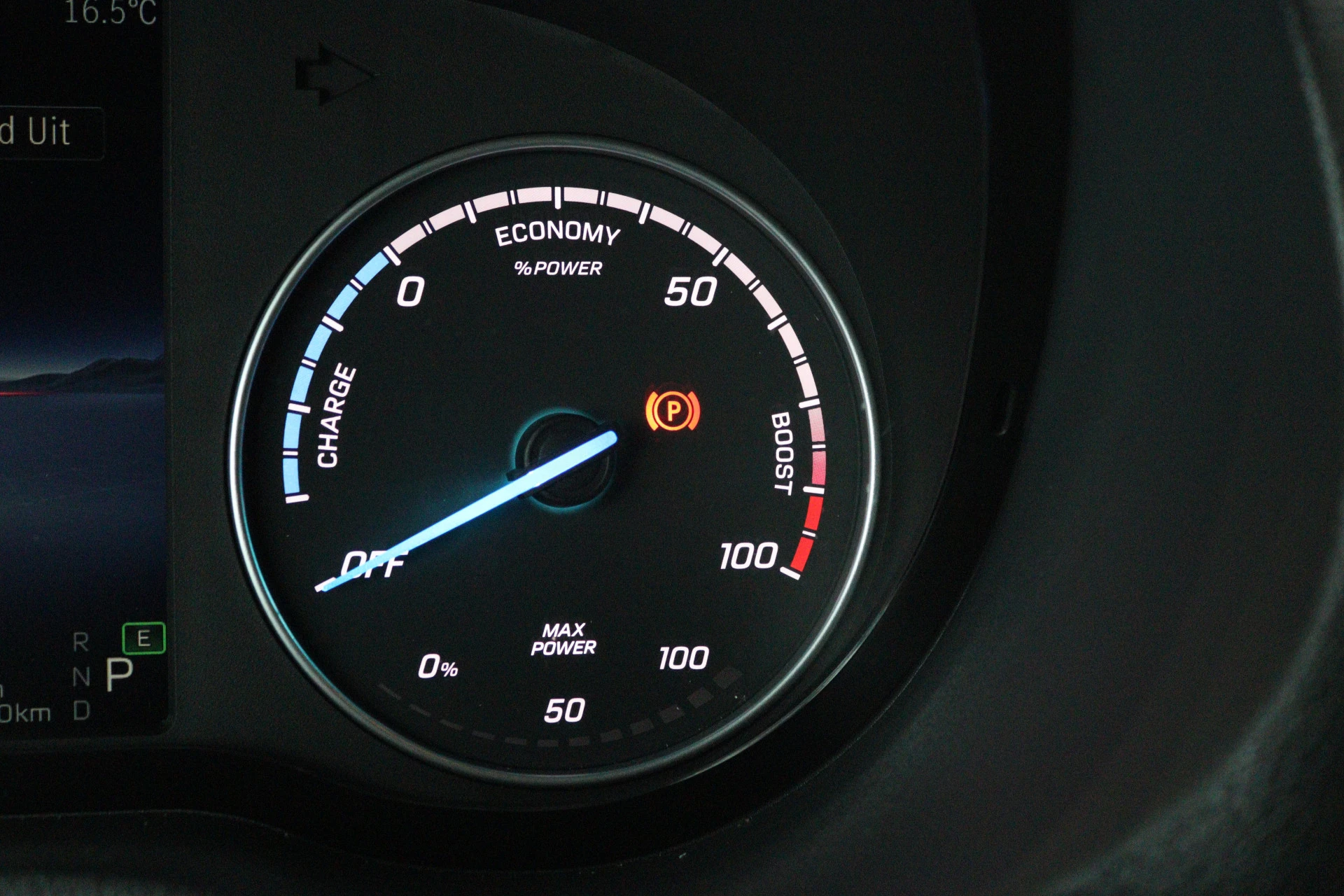 Mercedes-Benz-eSprinter-image-13