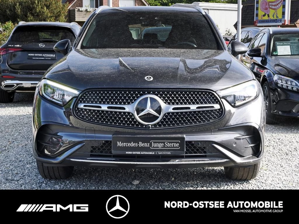 Mercedes-Benz GLC 300 d AMG 4M AHK DISTRONIC MBUX SHZ KEYLESS AMGX254 GLC 300 d AMG 4M AHK DISTRONIC MBUX SHZ KEYLESS AMG