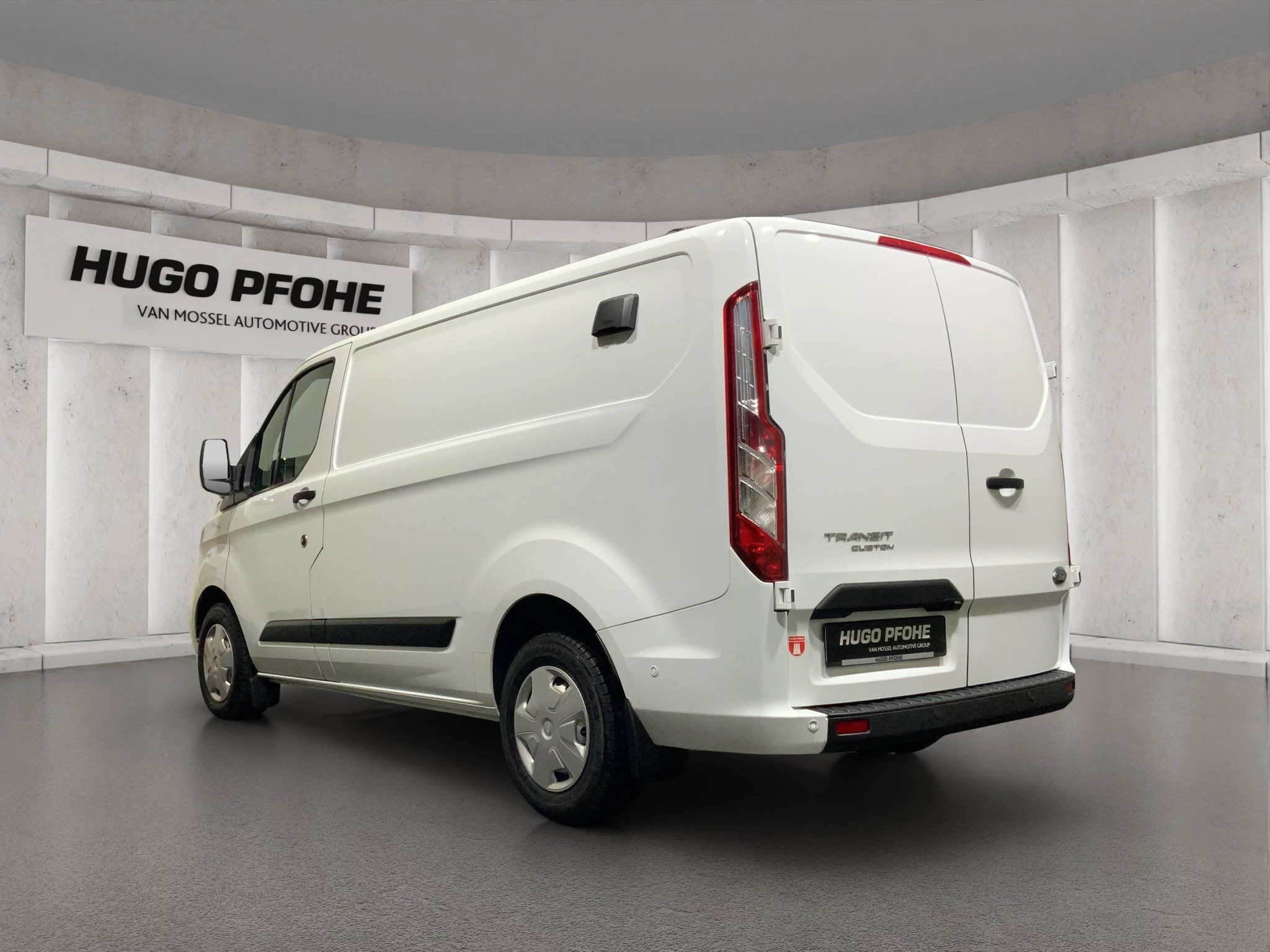 Ford-Transit Custom-image-2