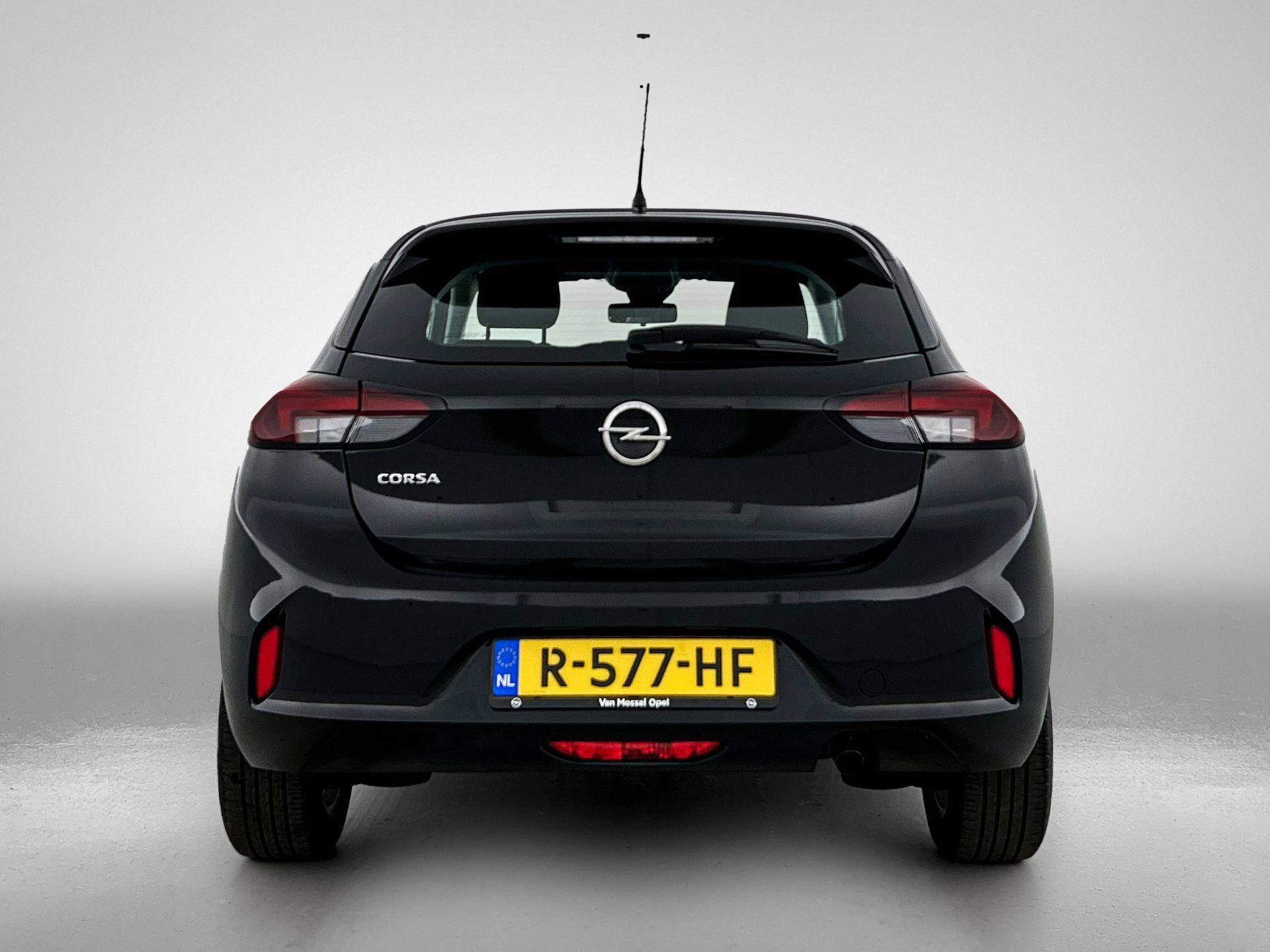 Opel-Corsa-image-2