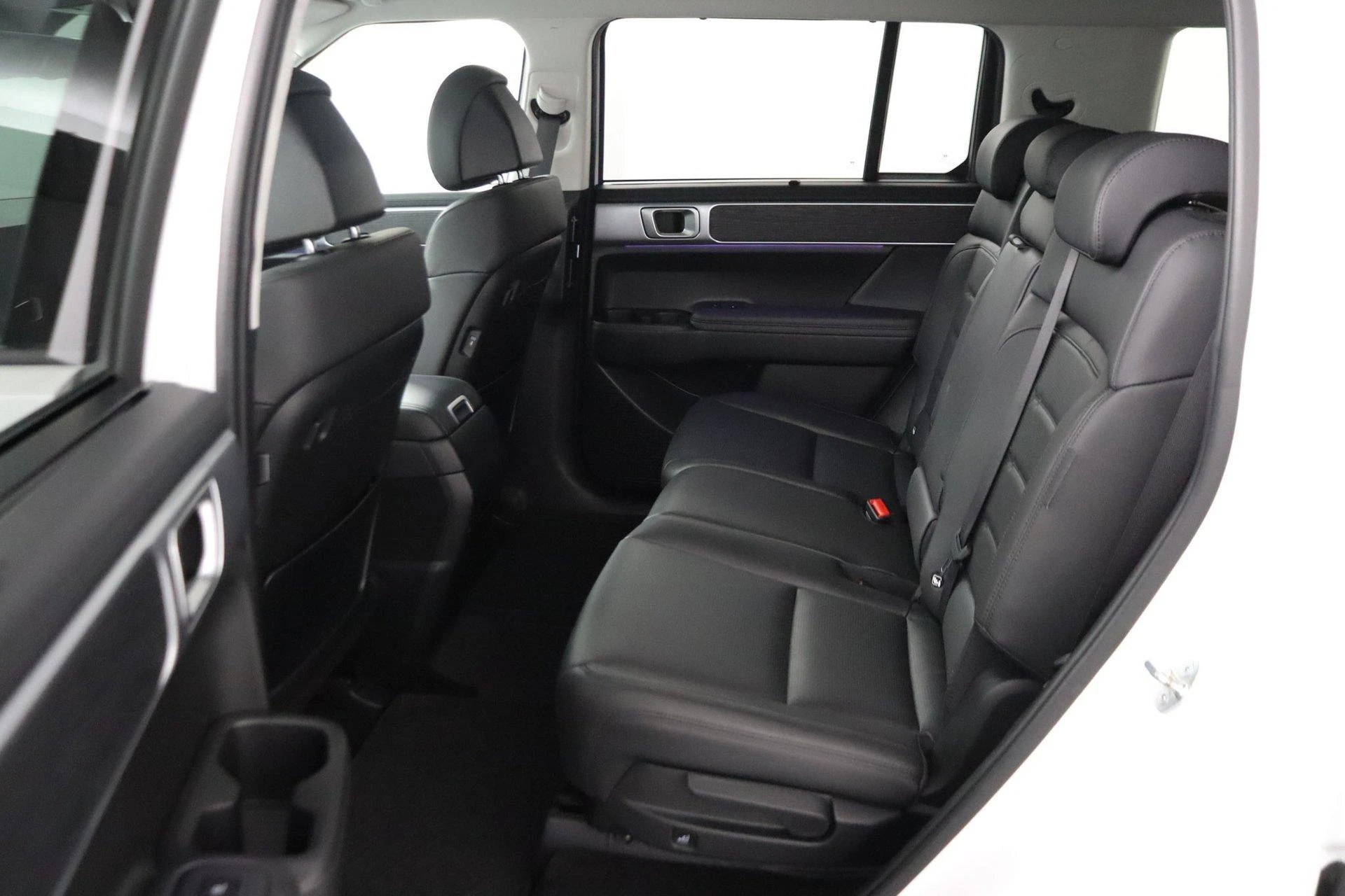 Hyundai-Santa Fe-image-14