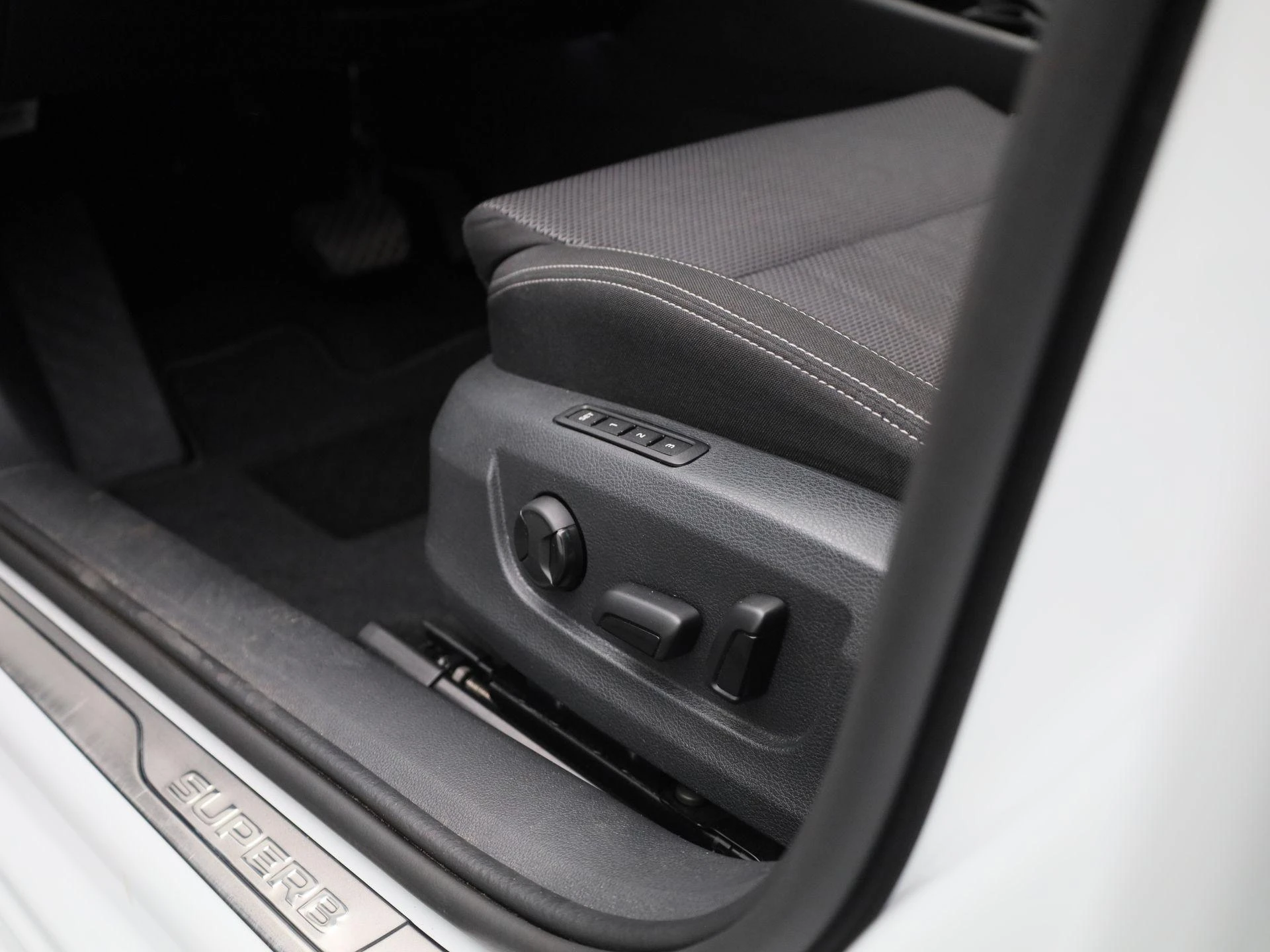 Škoda-Superb-image-36