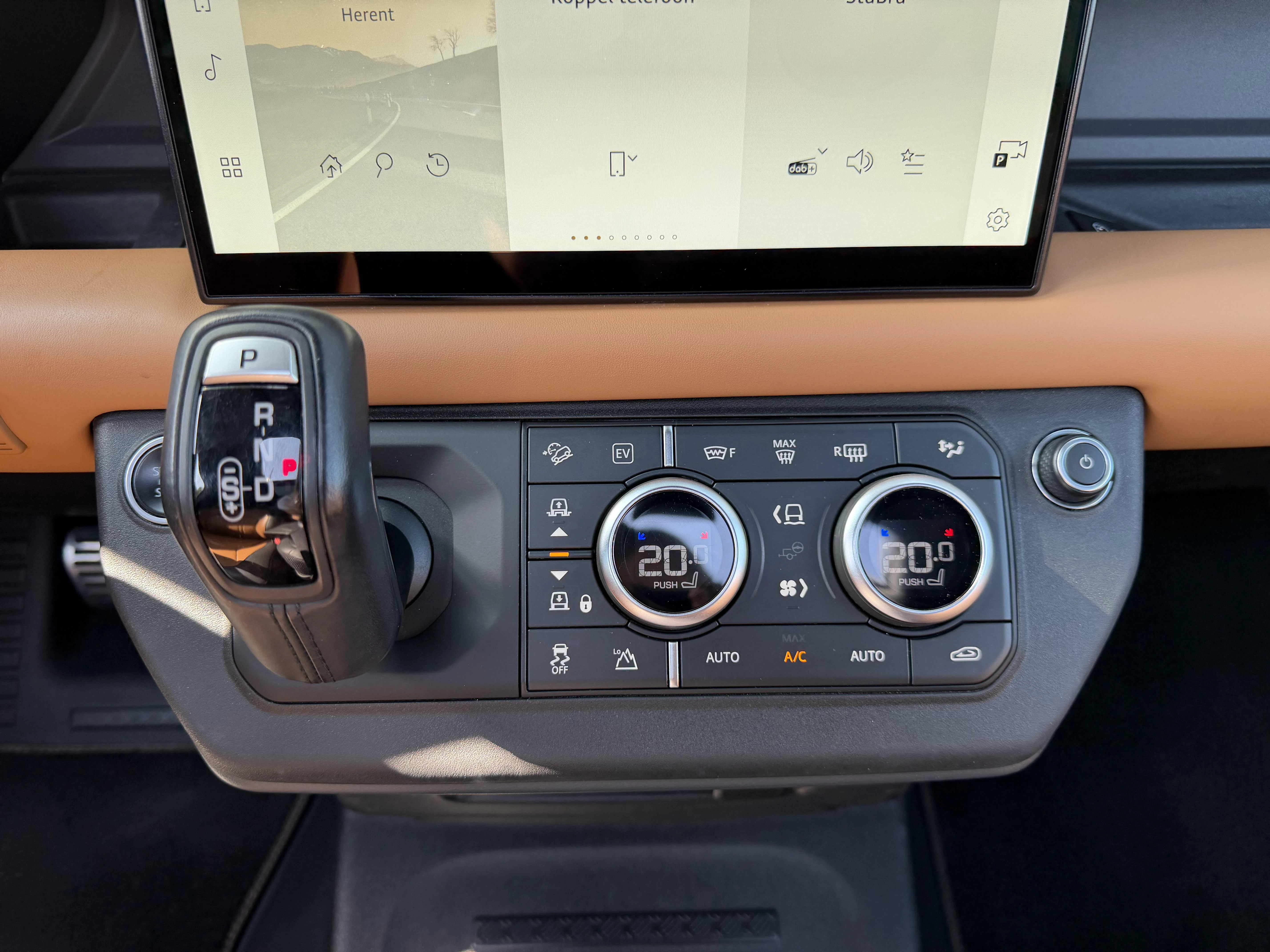 Land Rover Defender 110 P400e X AWD Auto