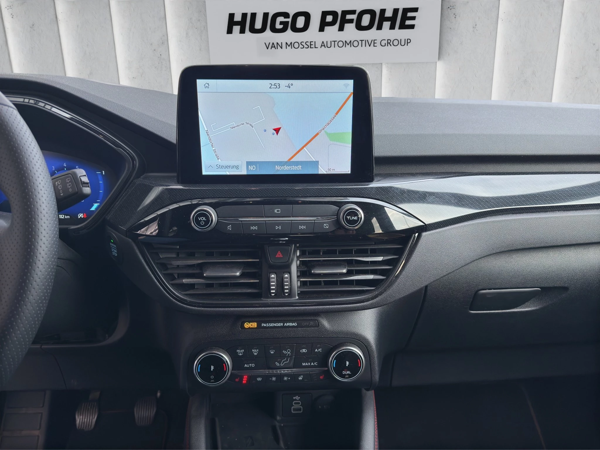 Ford Kuga ST-Line X*PANO*AHK*KAM*ACC*NAVI*SOUND-SYS.