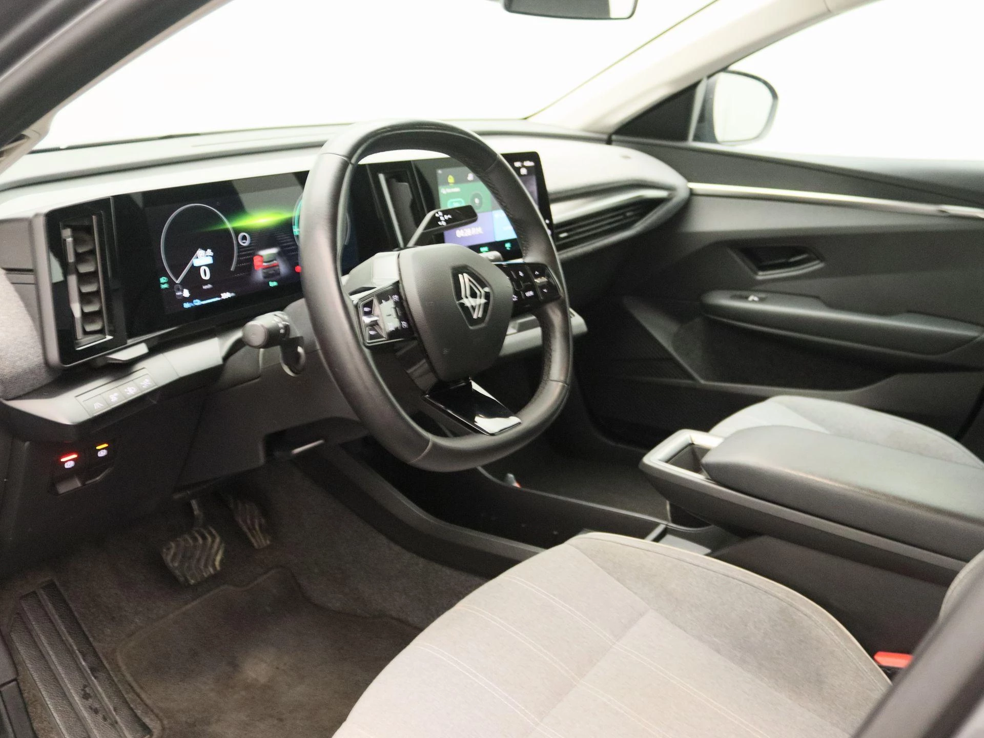 Renault-Megane E-Tech-image-20