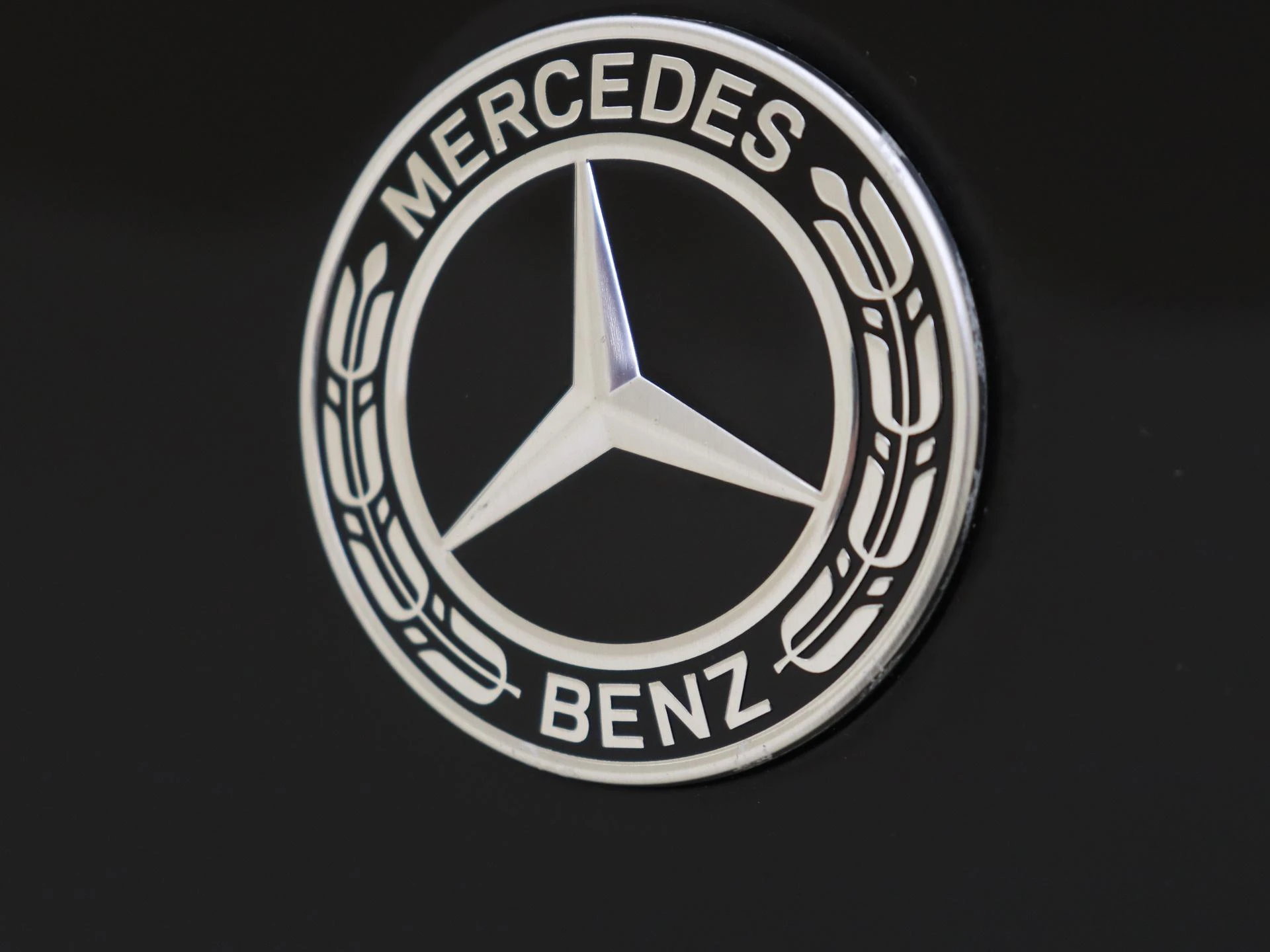 Mercedes-Benz-CLA-image-27