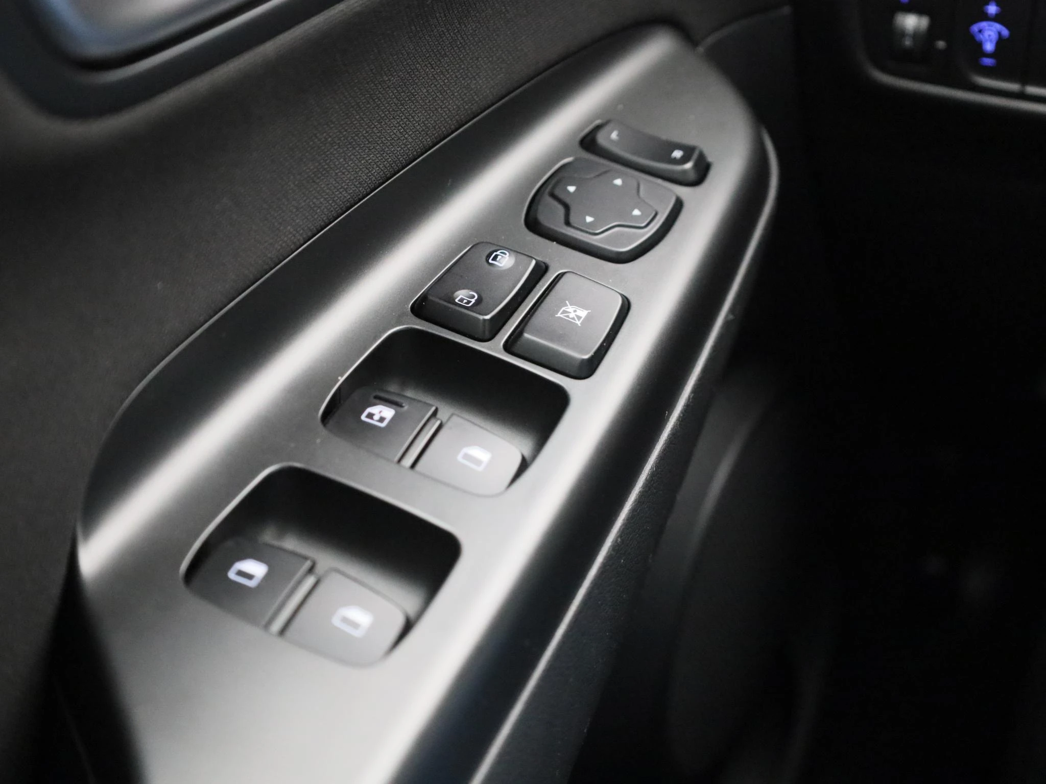 Hyundai-Kona-image-28