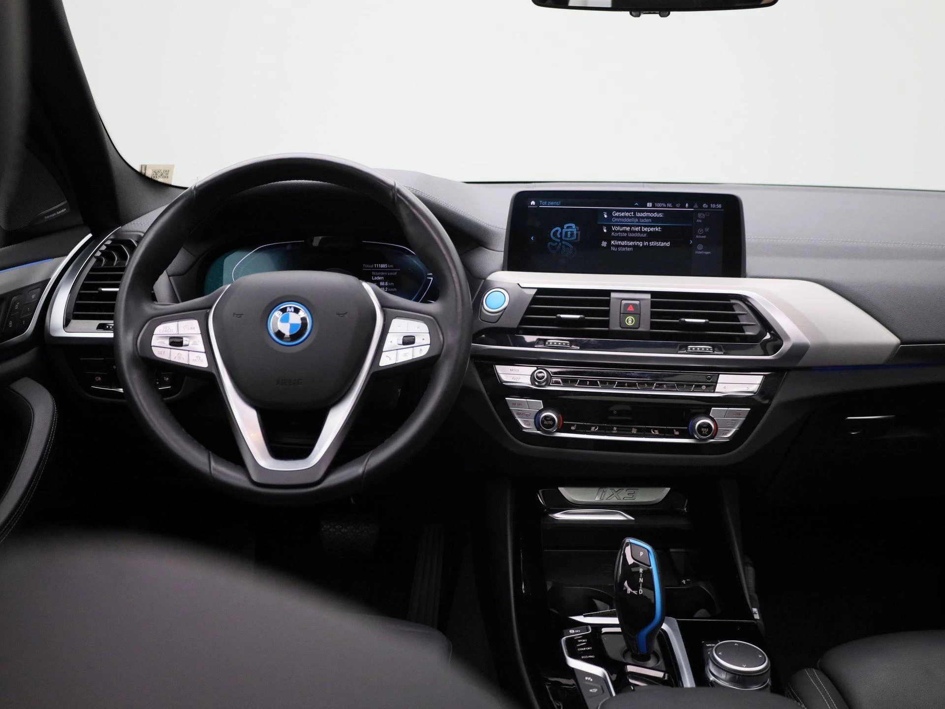 BMW-iX3-image-6