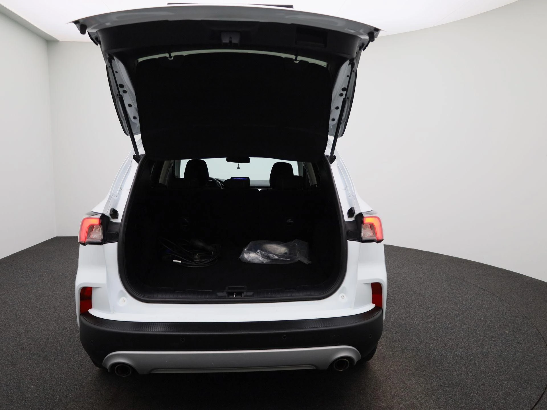 Ford-Kuga-image-11