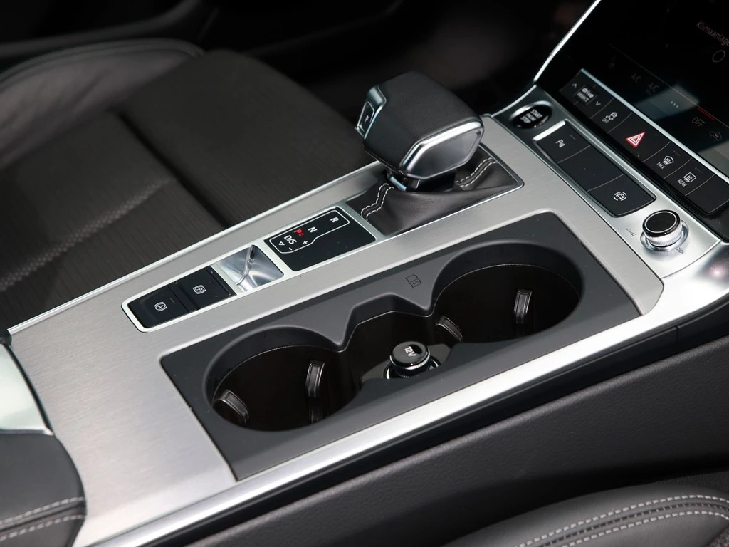 Audi A6 Avant 45 TFSI S line Navi AHK Kamera Virtual+