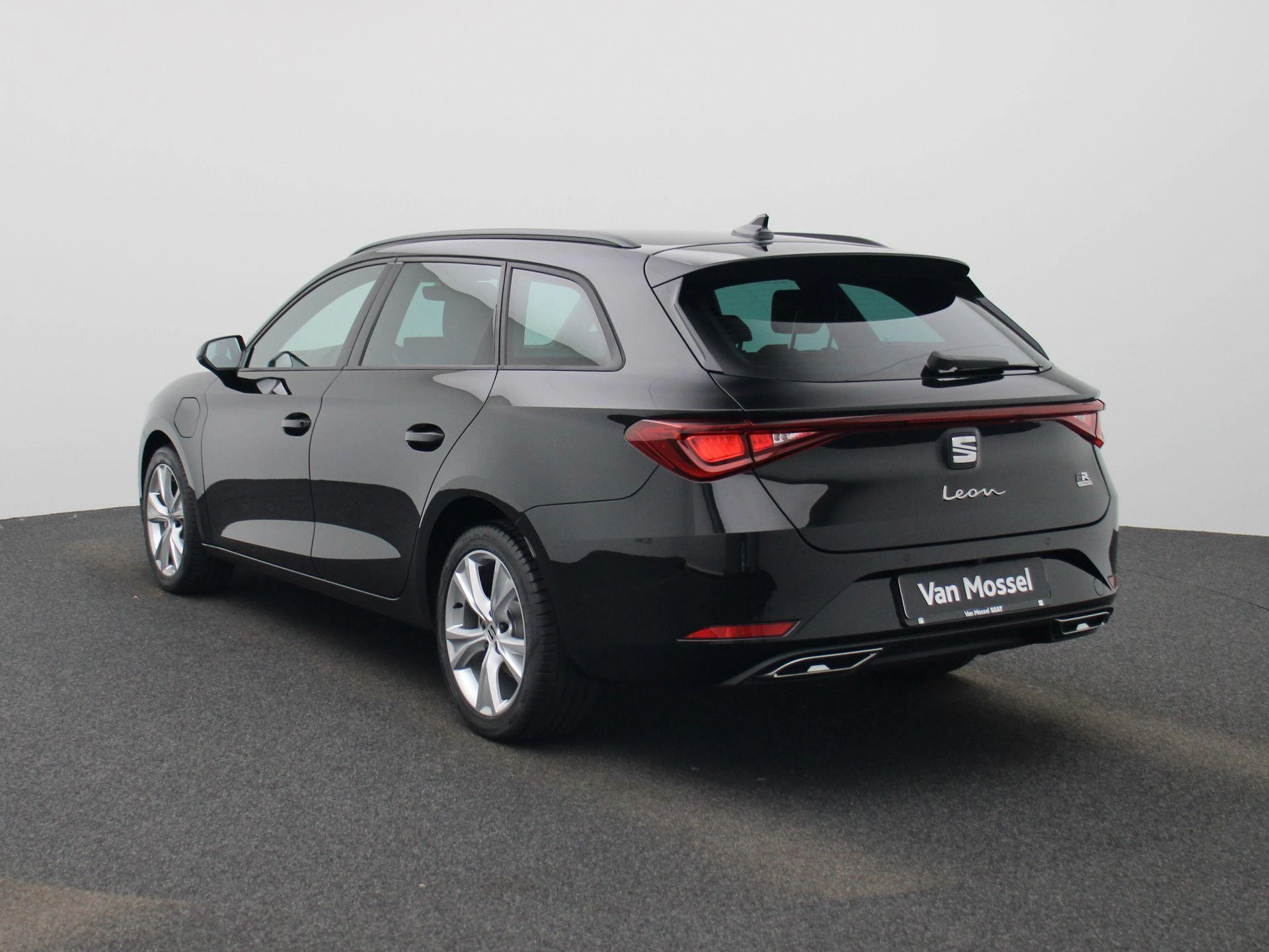 SEAT Leon Sportstourer 1.5 TSI e-Hybrid FR Business