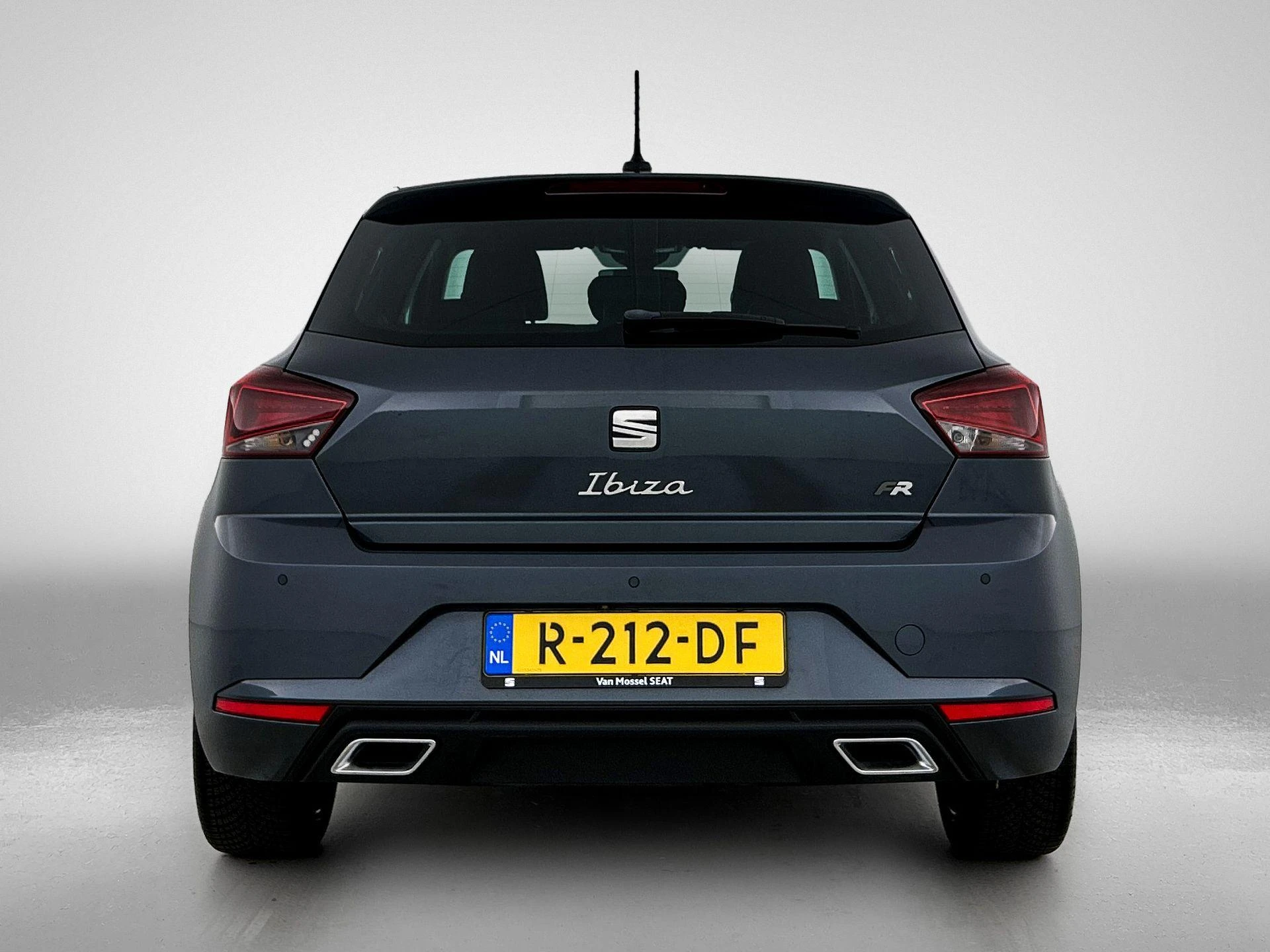SEAT-Ibiza-image-2