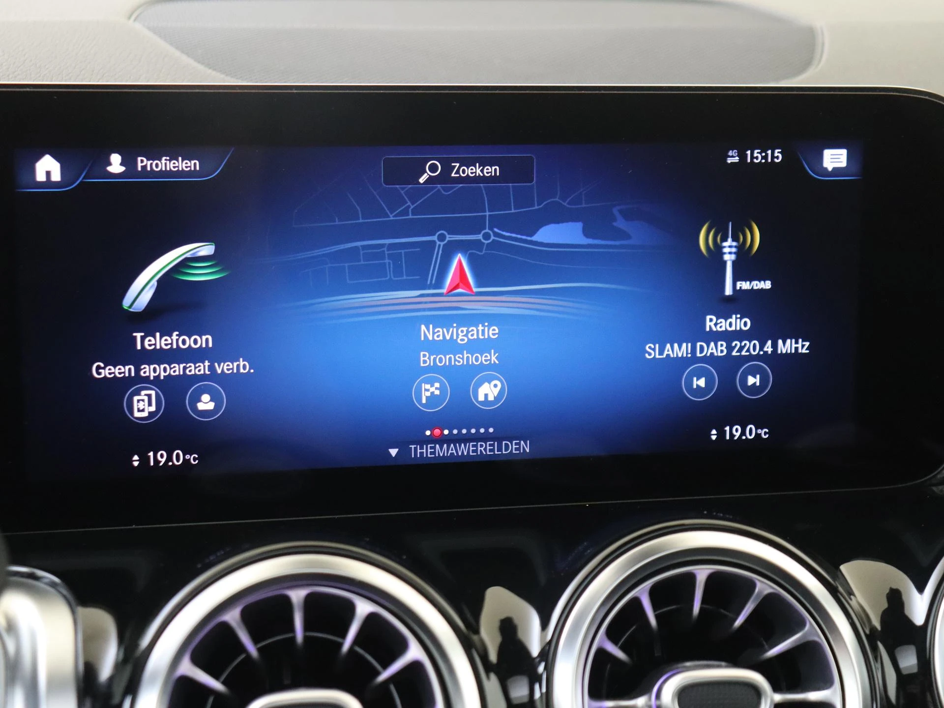 Mercedes-Benz GLB 180 Business Solution AMG