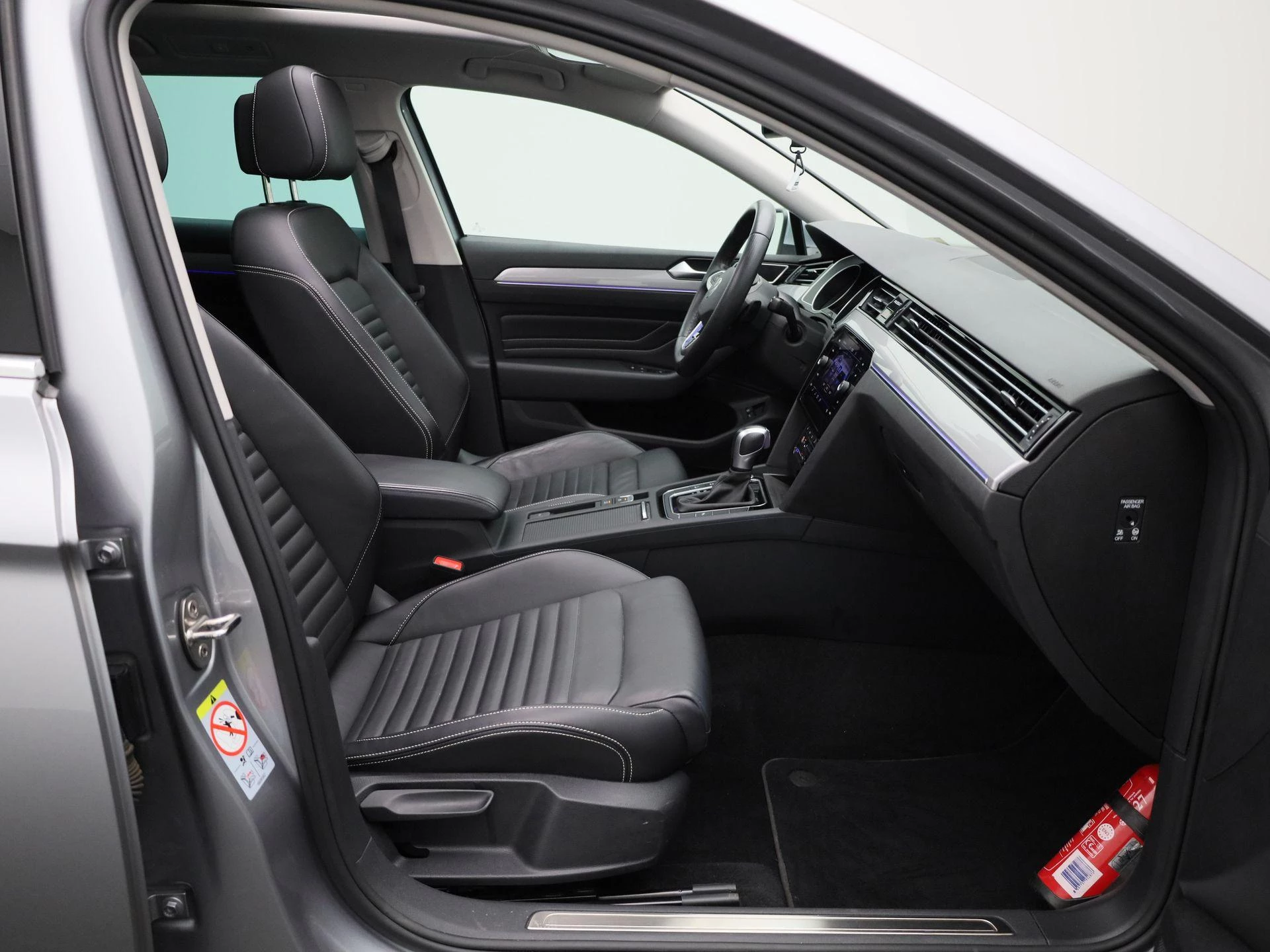 Volkswagen-Passat-image-43