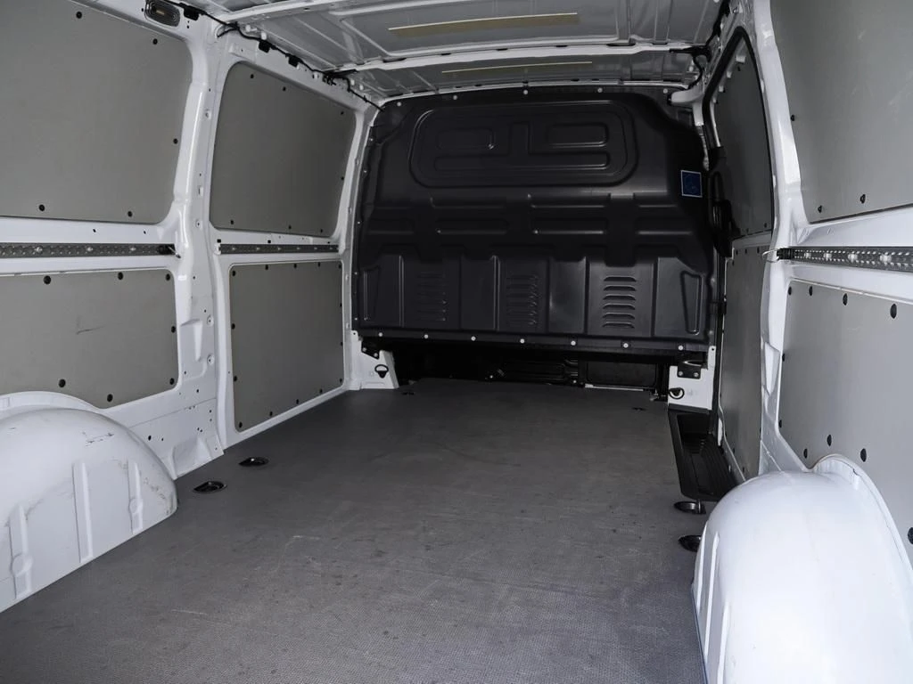 Mercedes-Benz-Vito 116-image-13