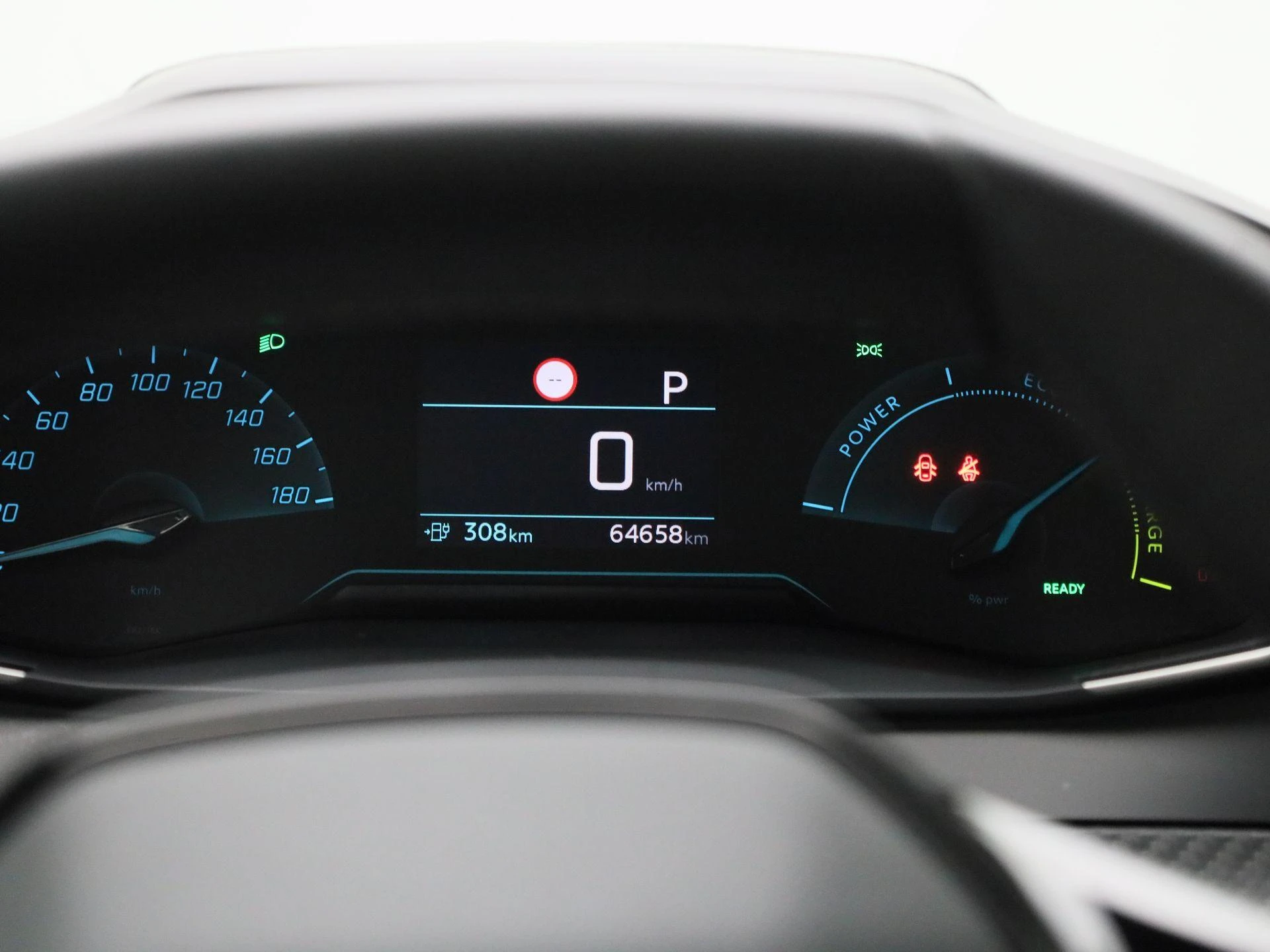 Peugeot-e-208-image-7